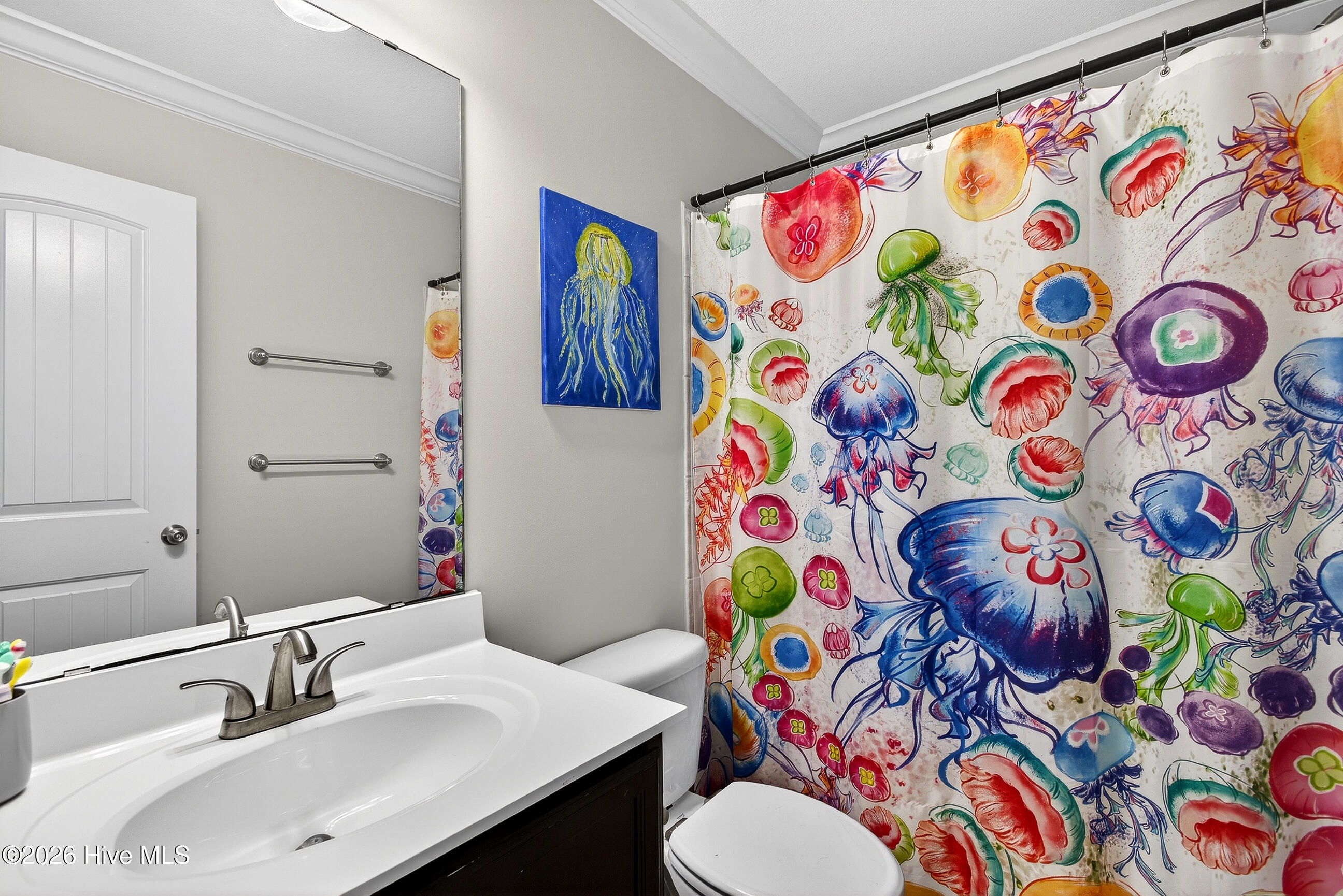 100562931 | Photo 25