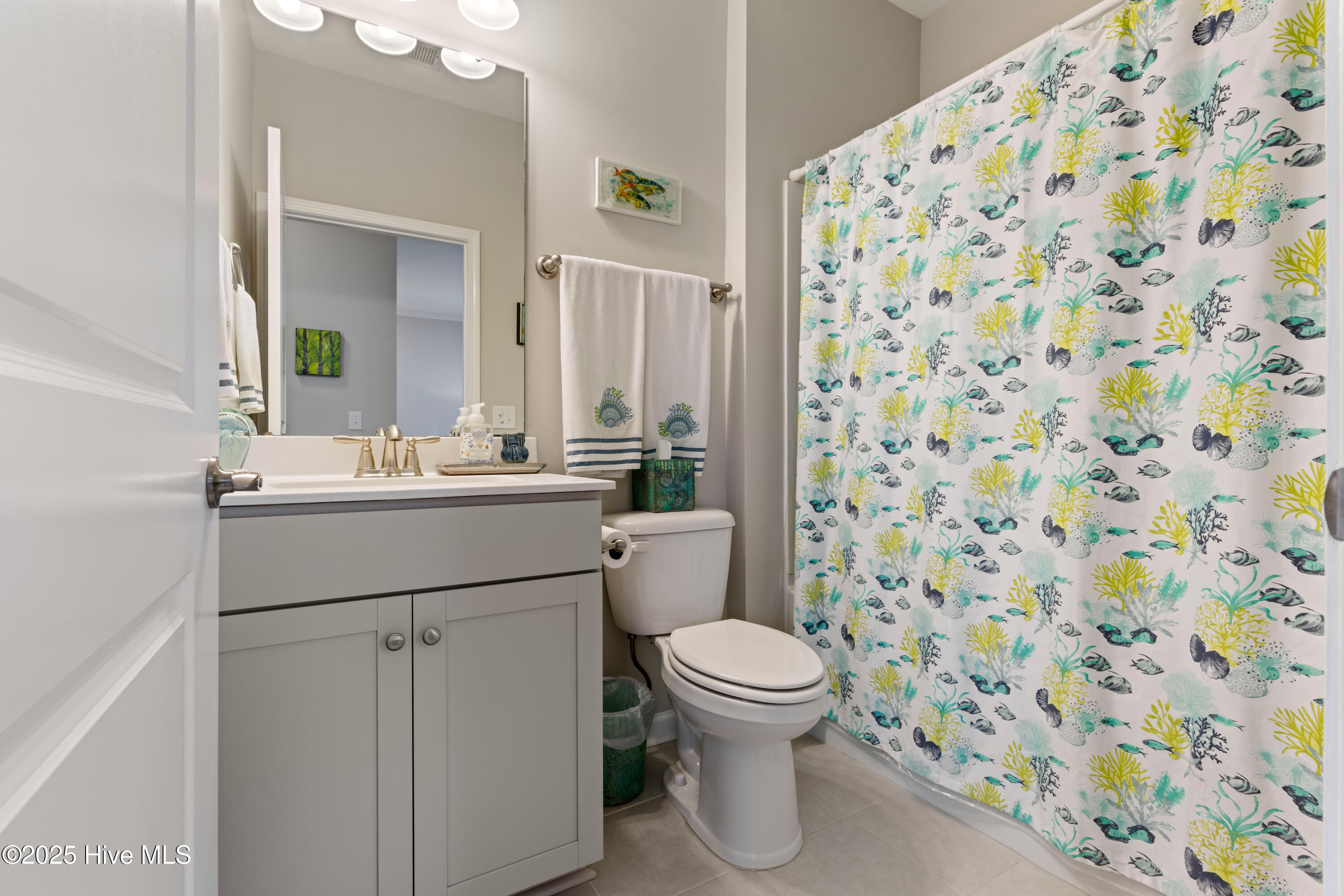 100515849 | Photo 26