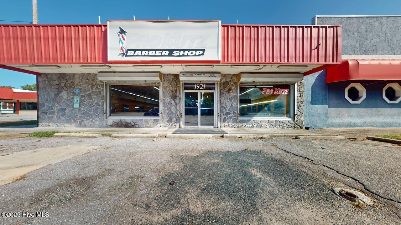 1921 Lejeune Boulevard, Jacksonville, NC, 28546