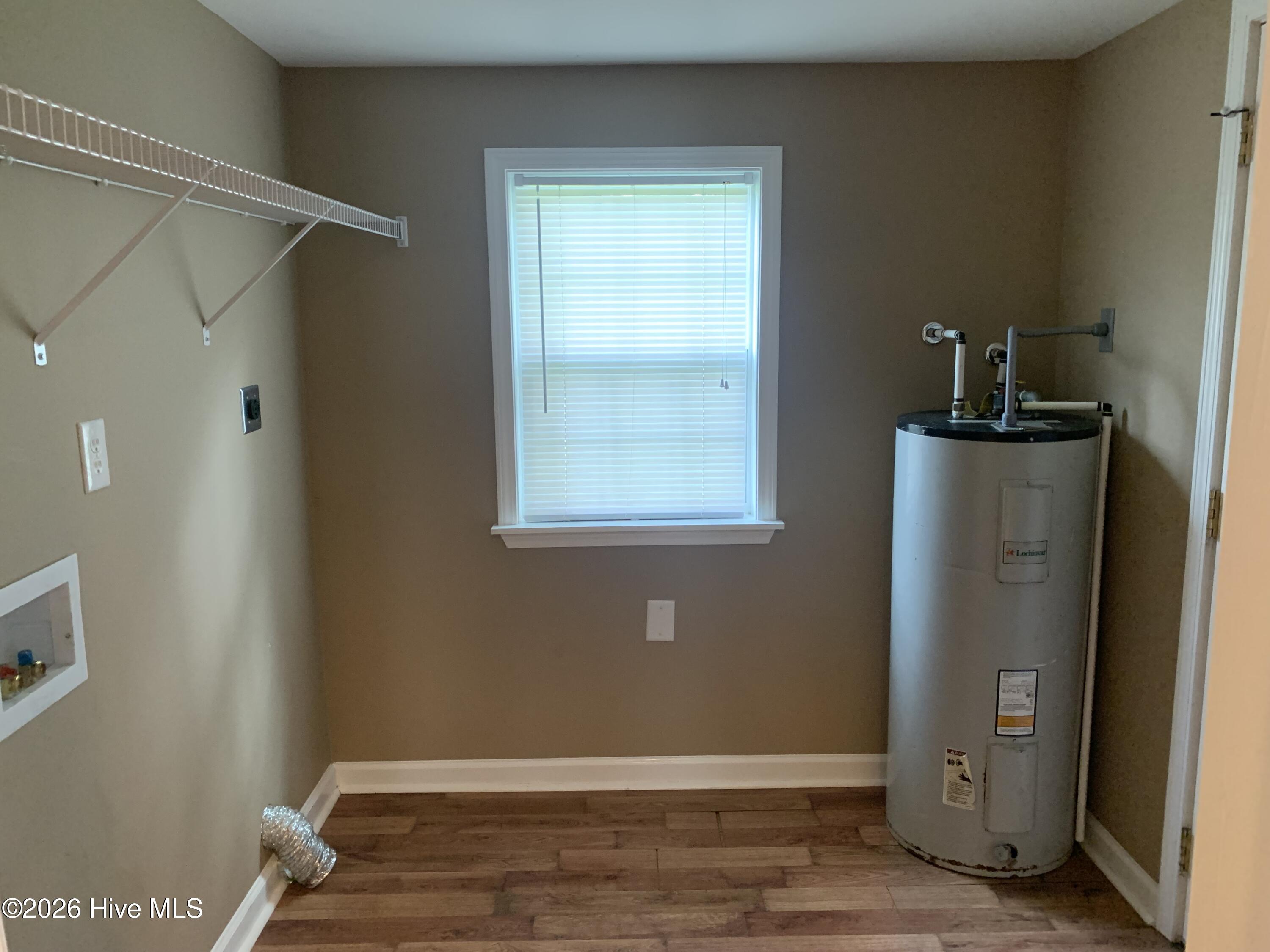 100565407 | Photo 10