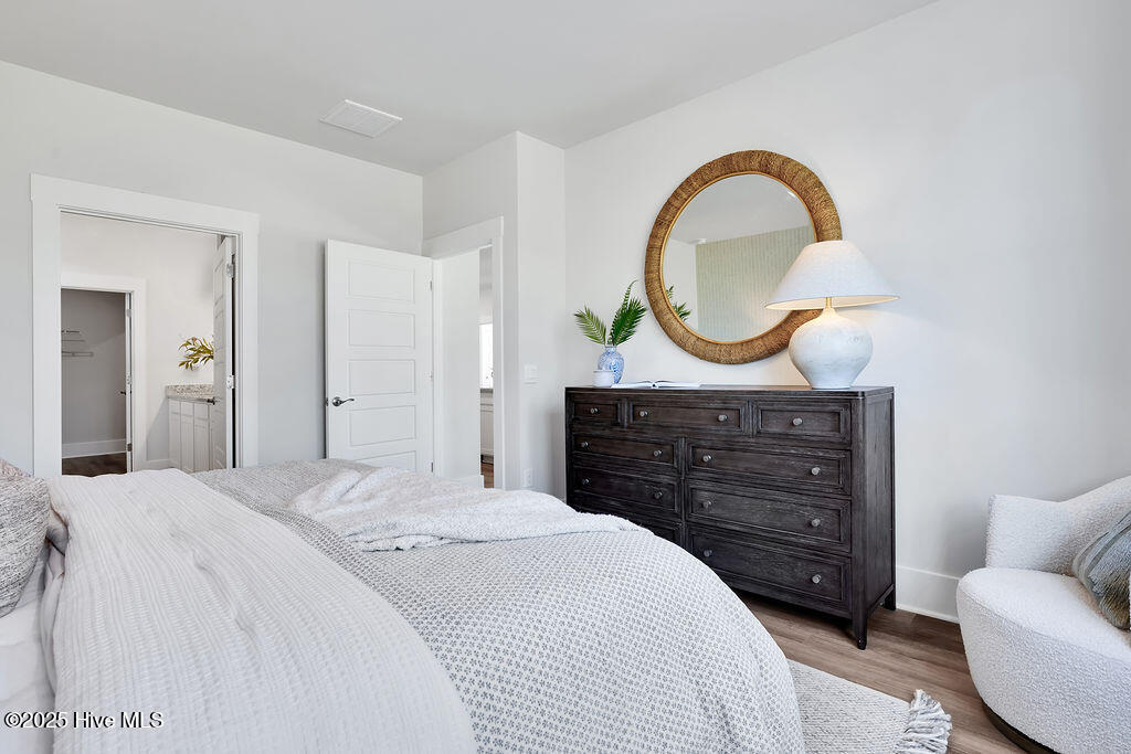 100535807 | Photo 22