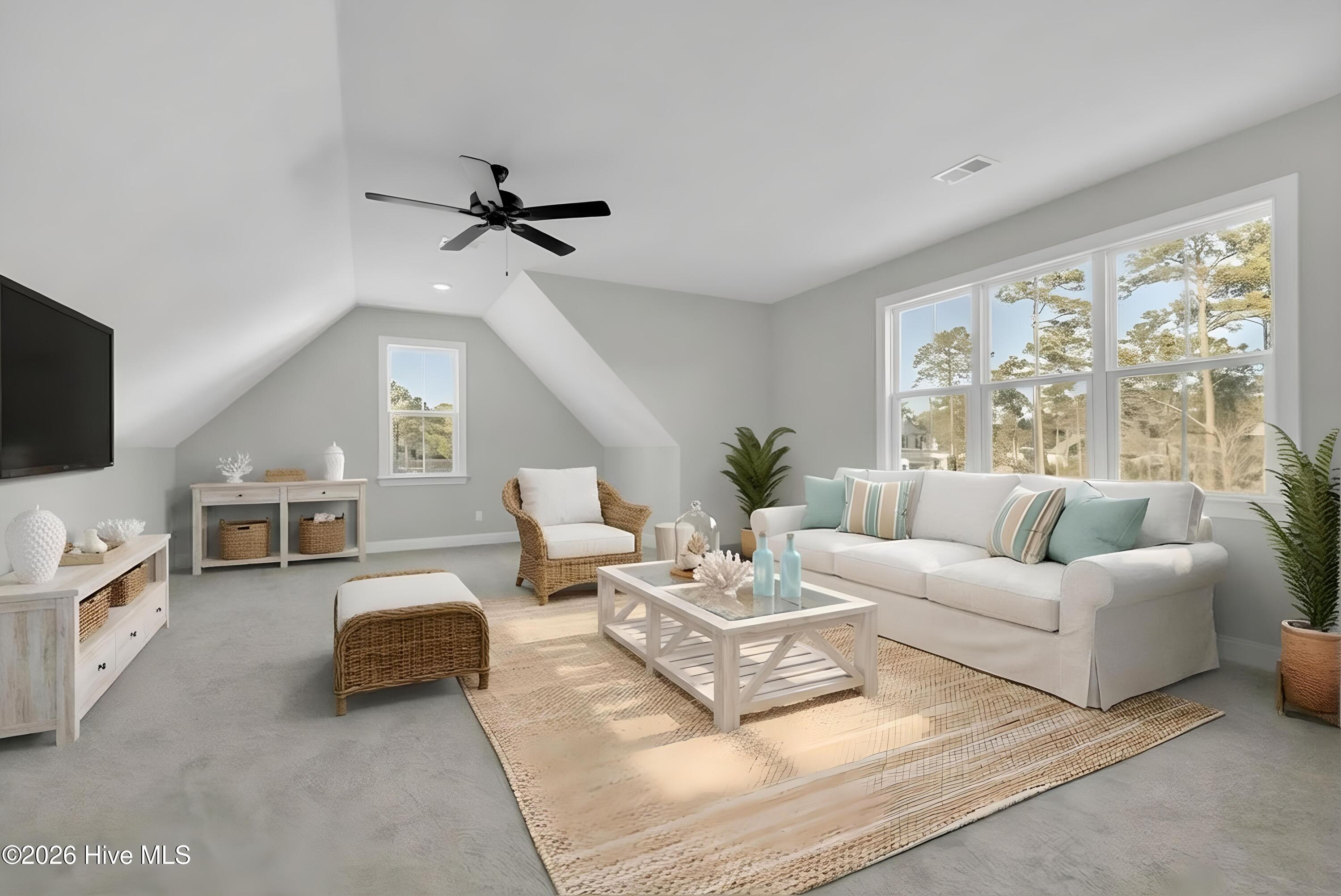 100551987 | Photo 36