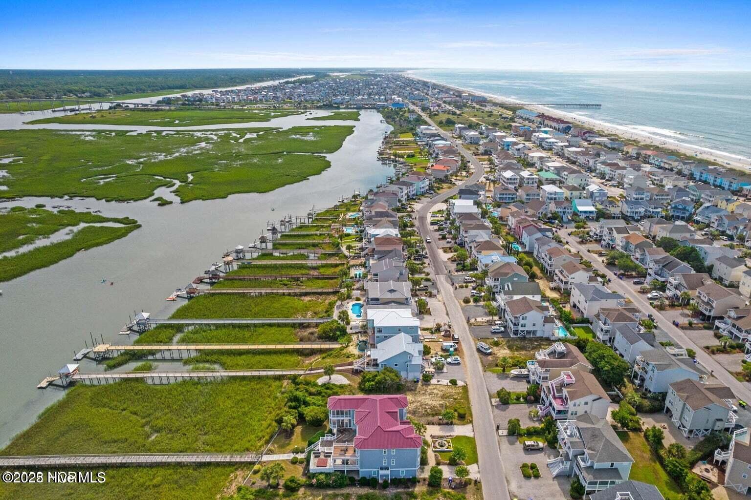 100533985 | Photo 17