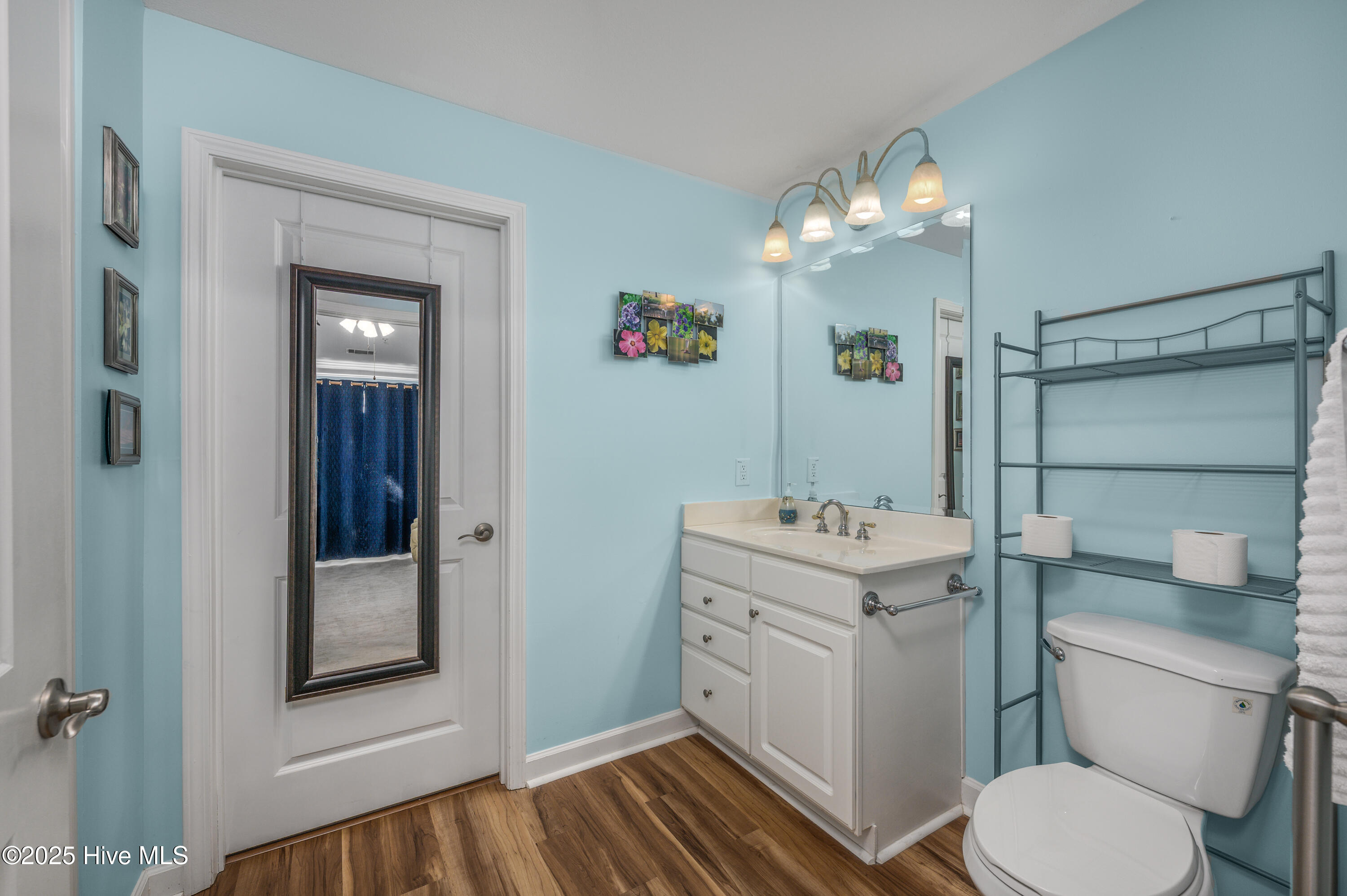 100542495 | Photo 12