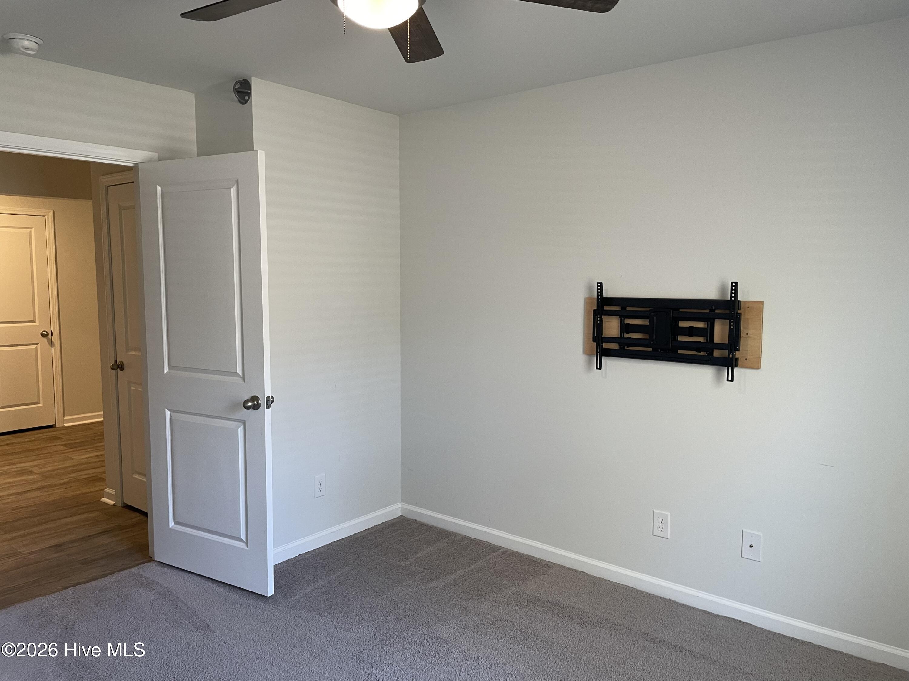 100562231 | Photo 21