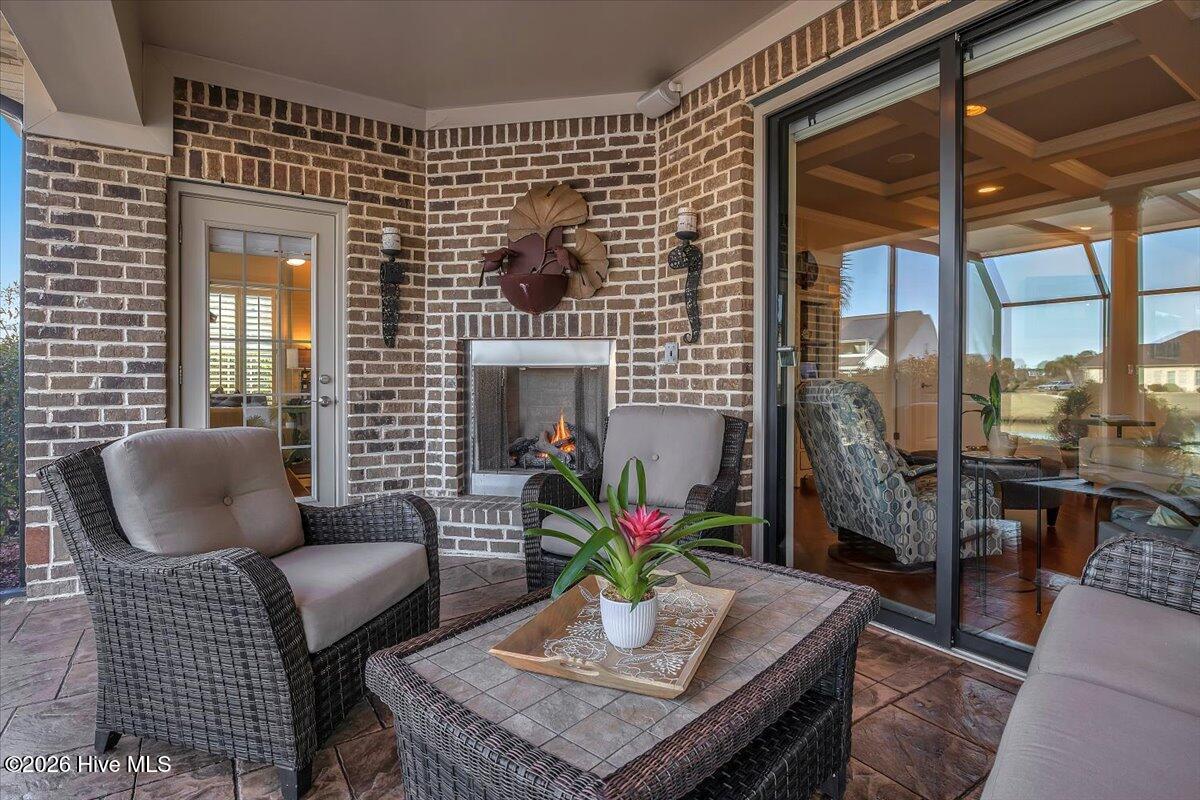 100553917 | Photo 59