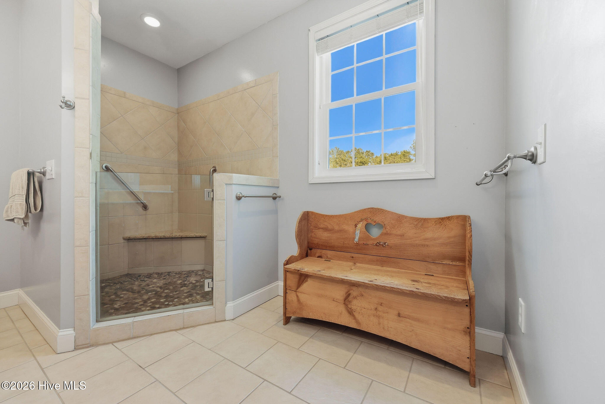 100567375 | Photo 37