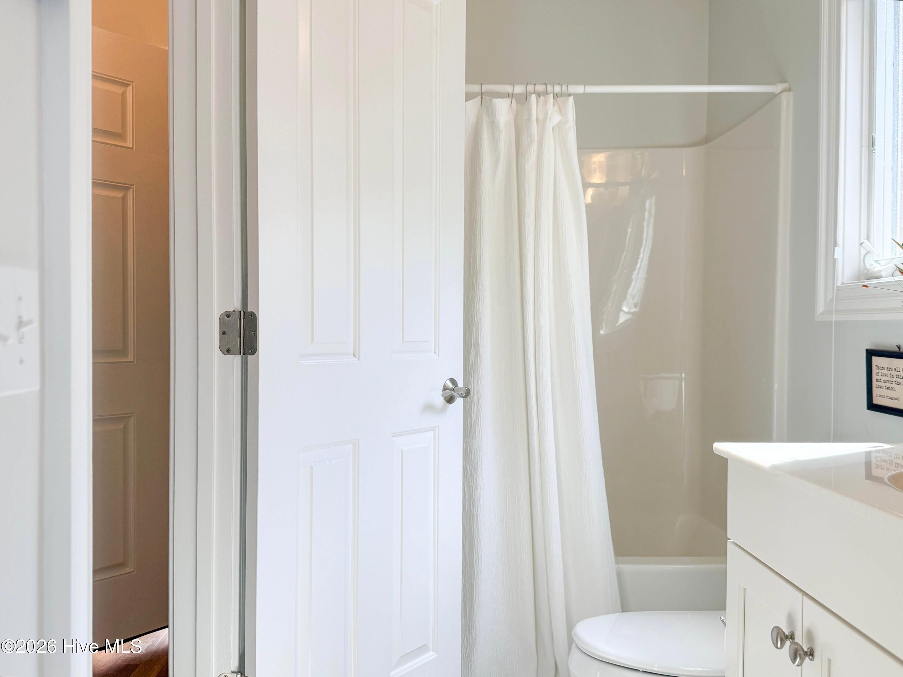 100559415 | Photo 67