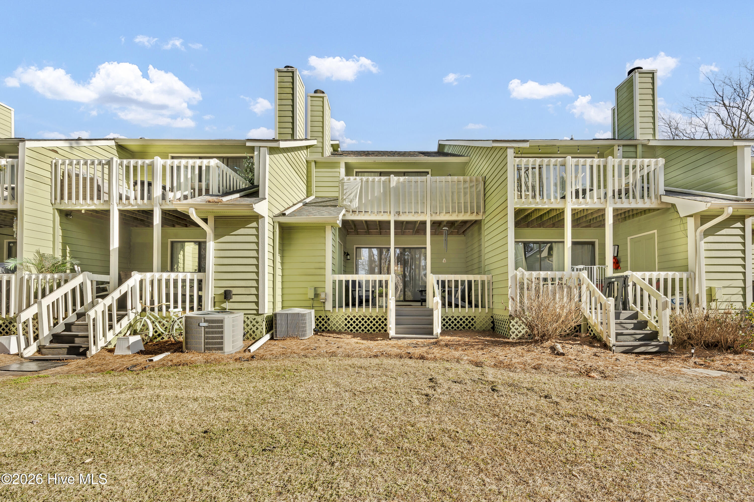 100550839 | Photo 52