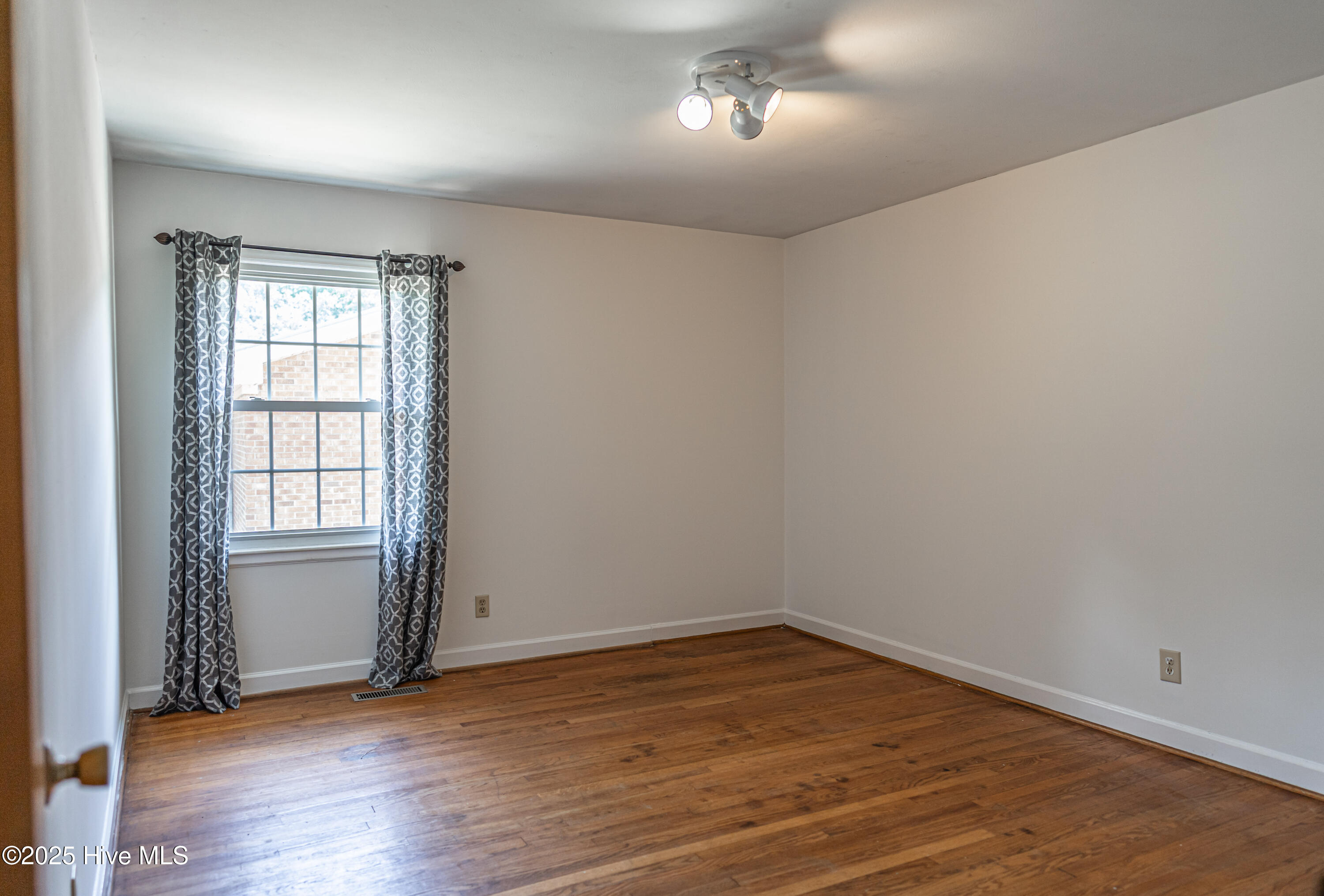 383 Lakey Siding Road