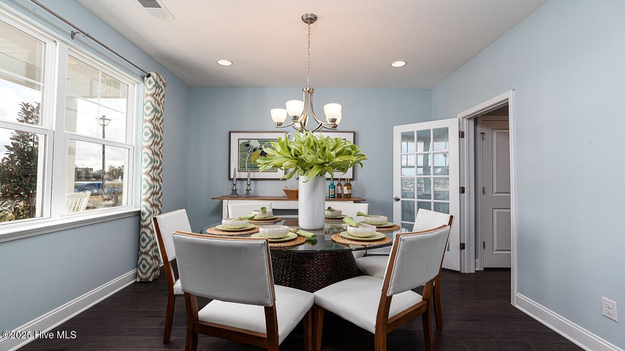 100562047 | Photo 10