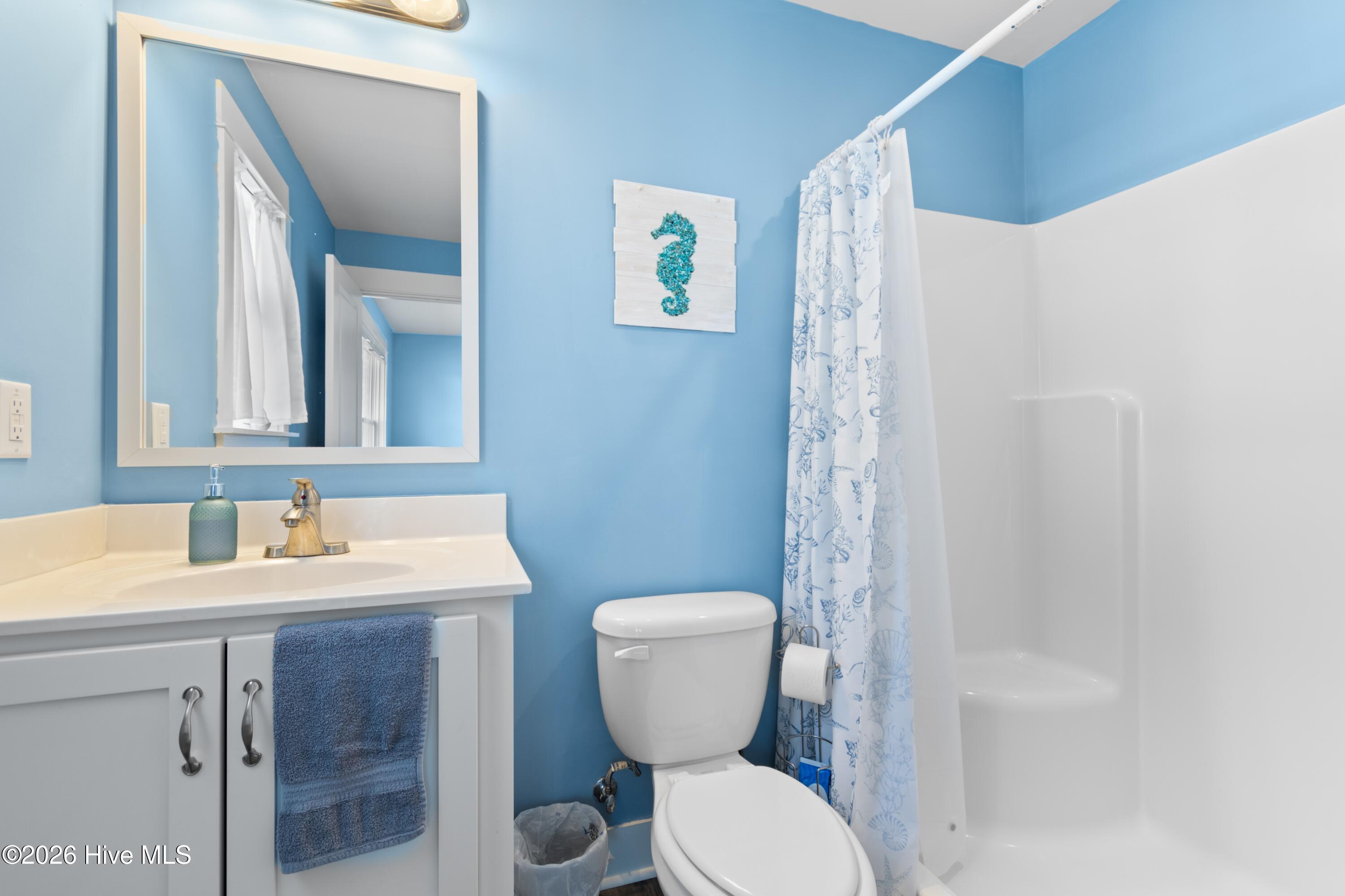 100558691 | Photo 19