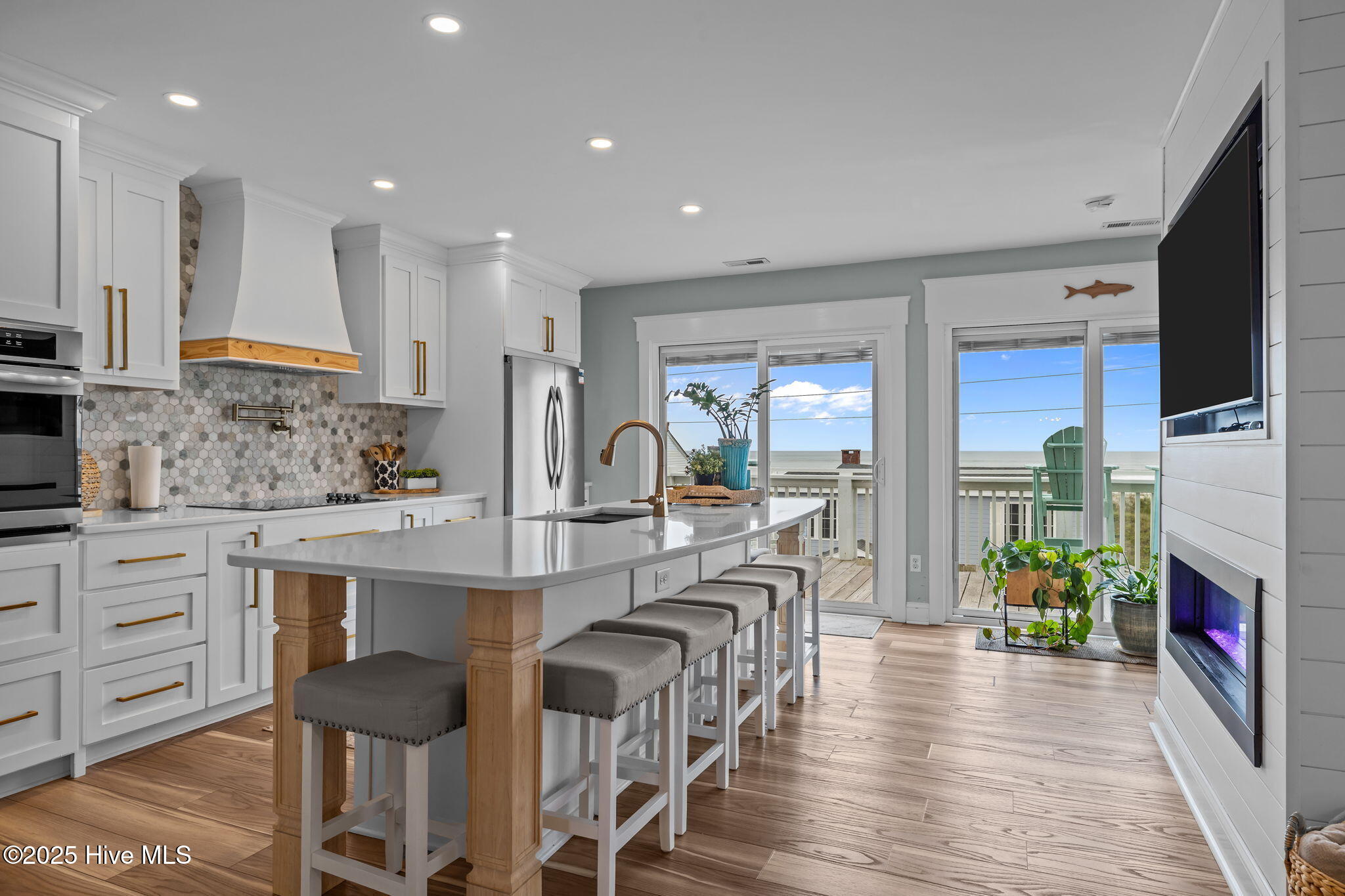 Kitchen Island with Seating