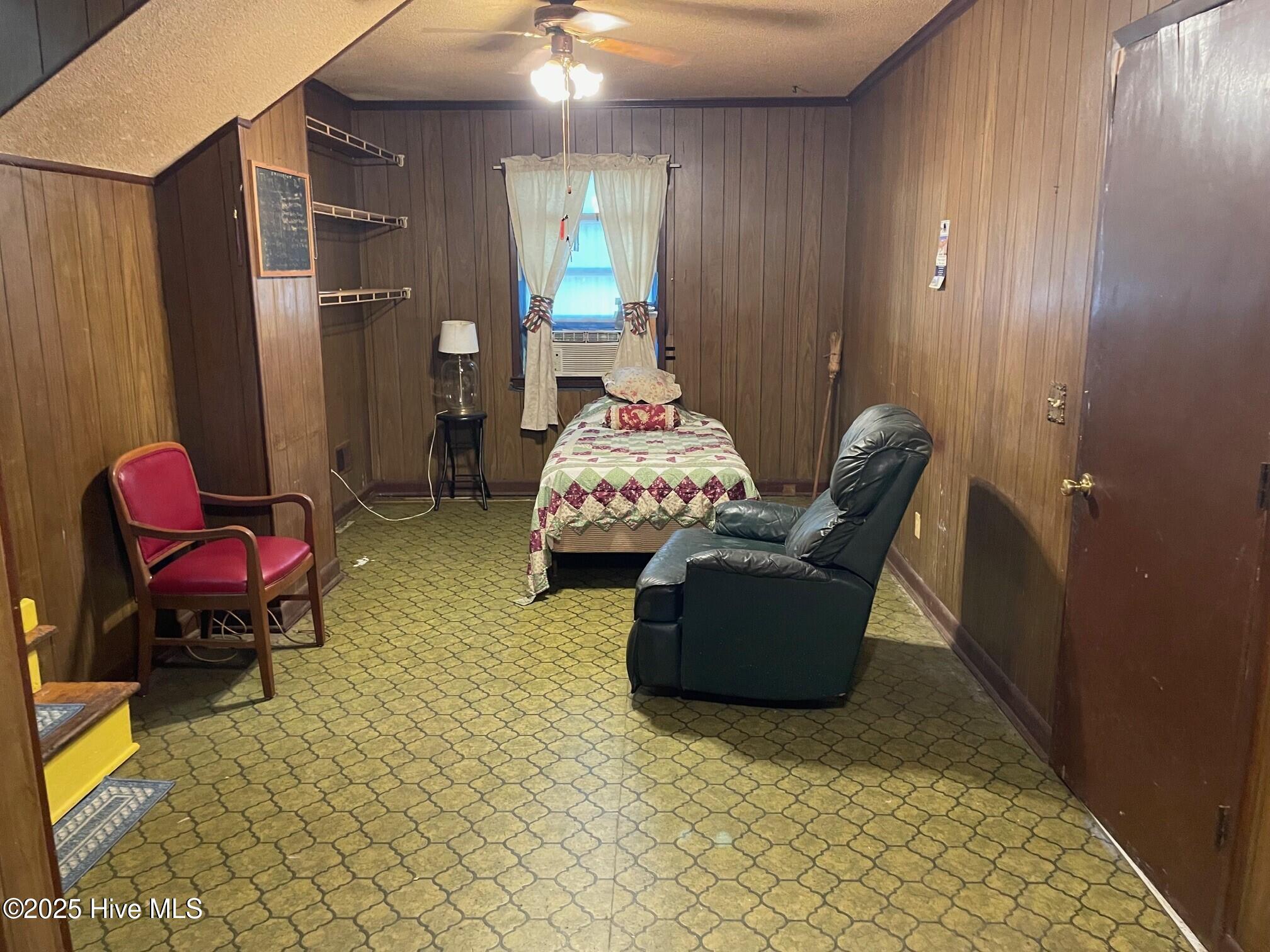 134 Channel Haven Drive S, Wilmington, NC 28409 – photo 10: Den-2