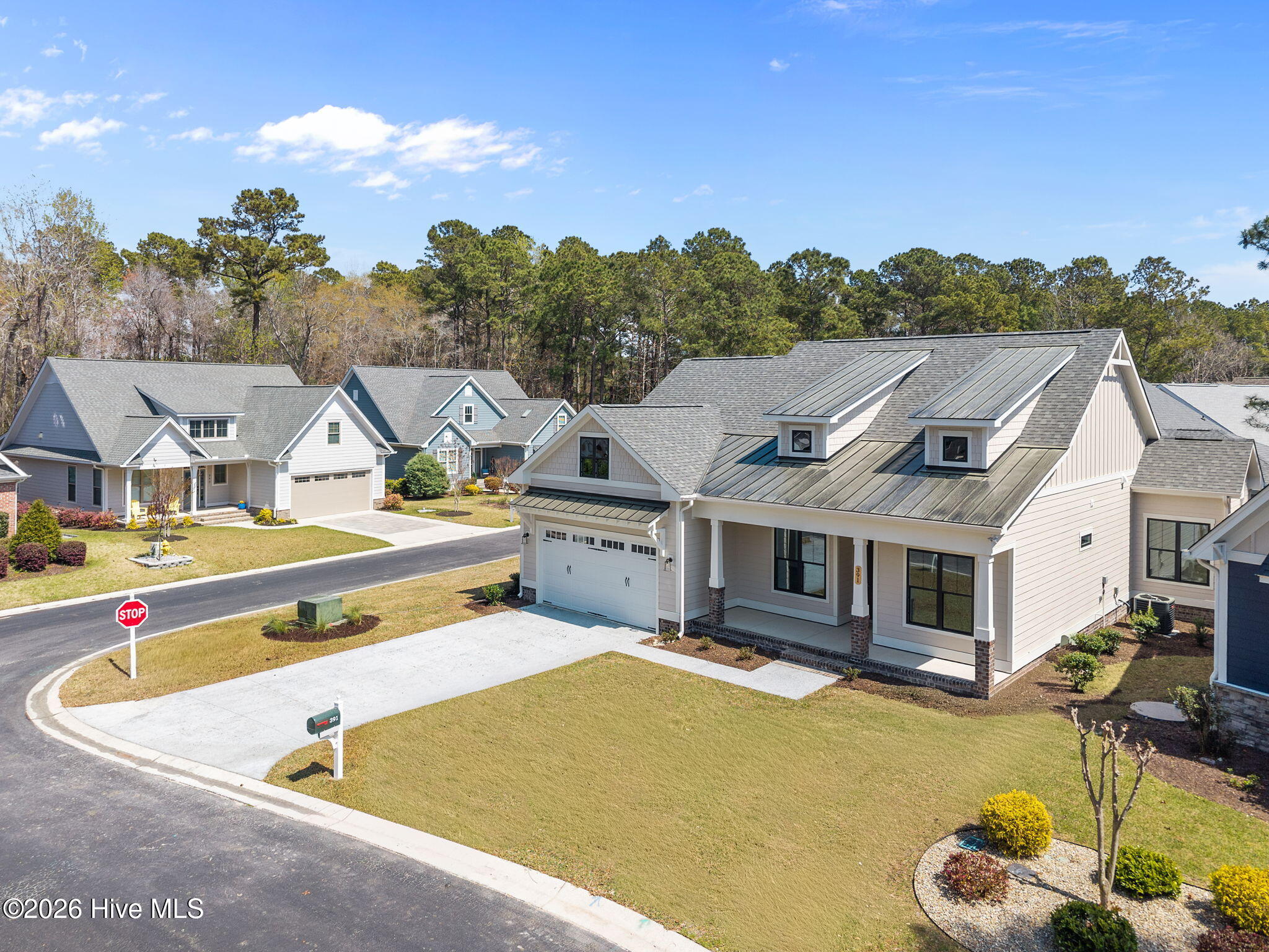 100564370 | Photo 55