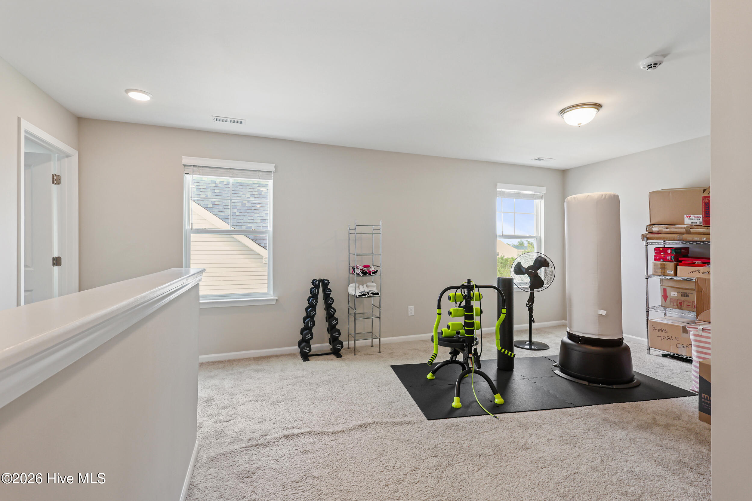 100565604 | Photo 24