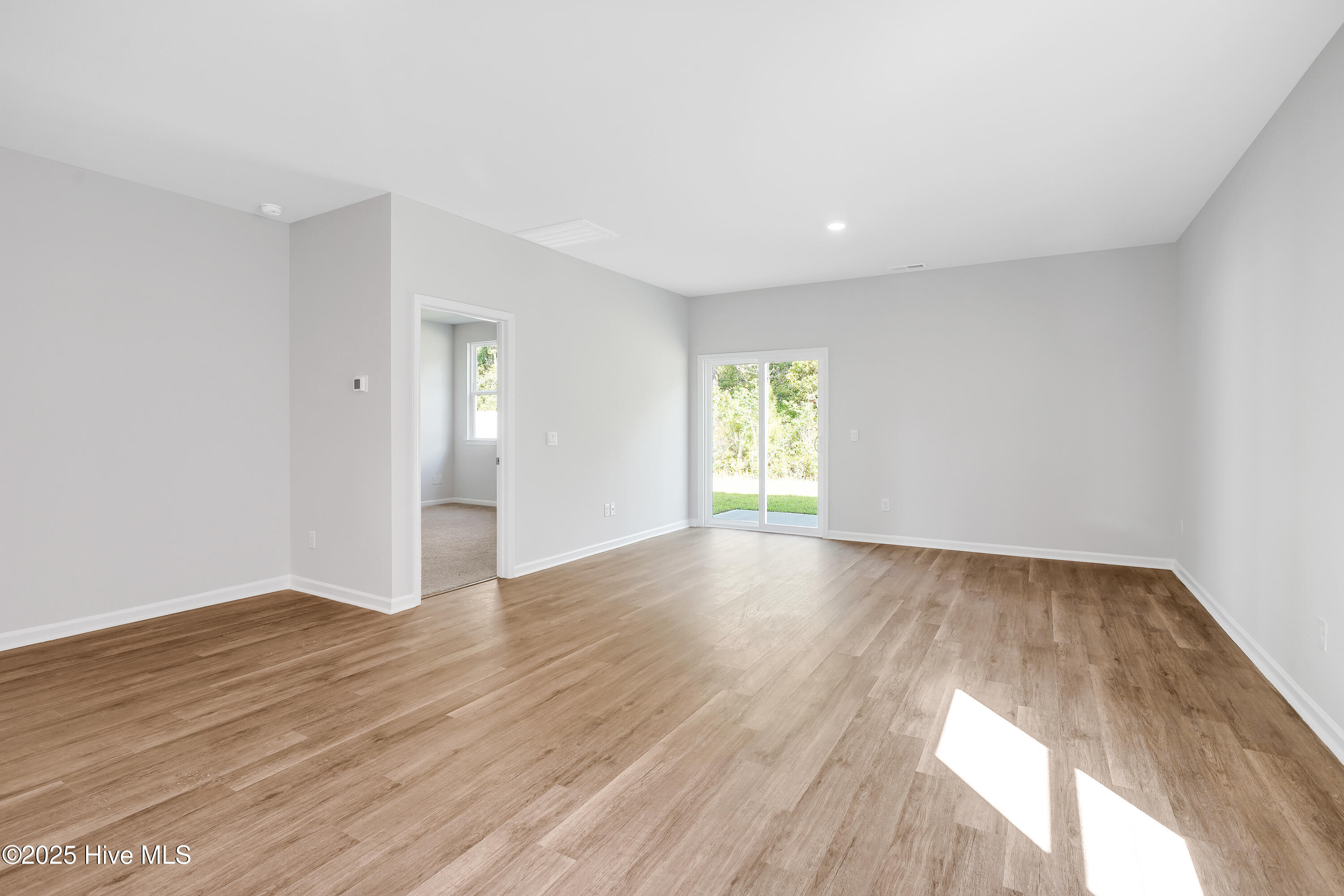248 Red Vineyard Way Lot 07, Jacksonville, NC 28546 – photo 12: Similar Home