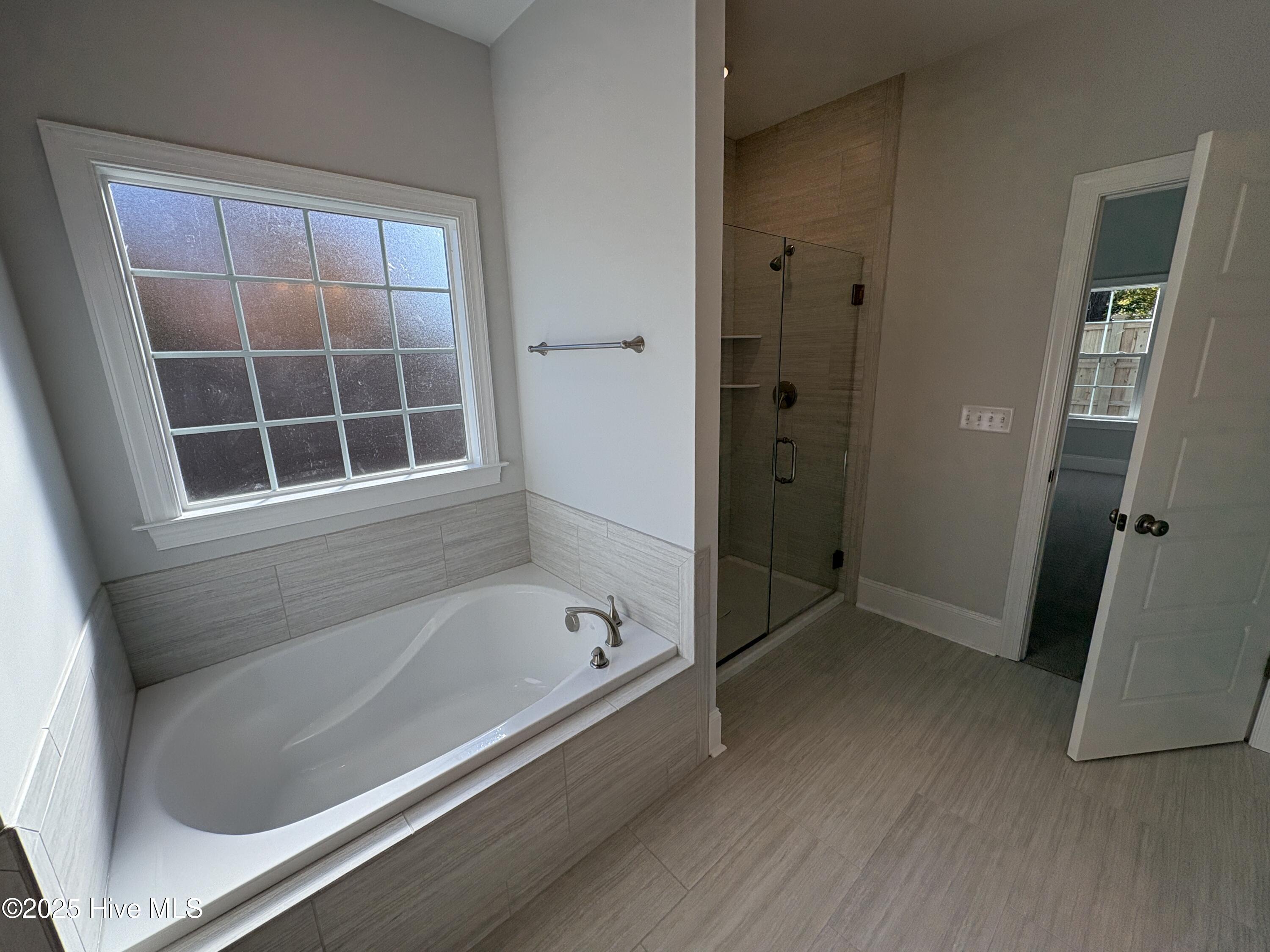 100539800 | Photo 26