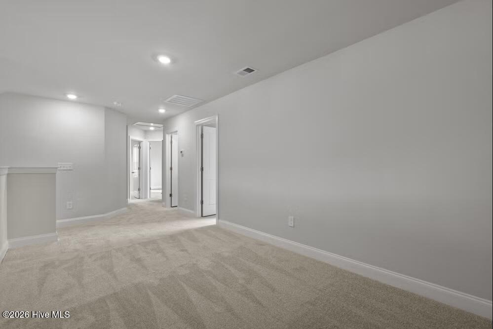 100549660 | Photo 11