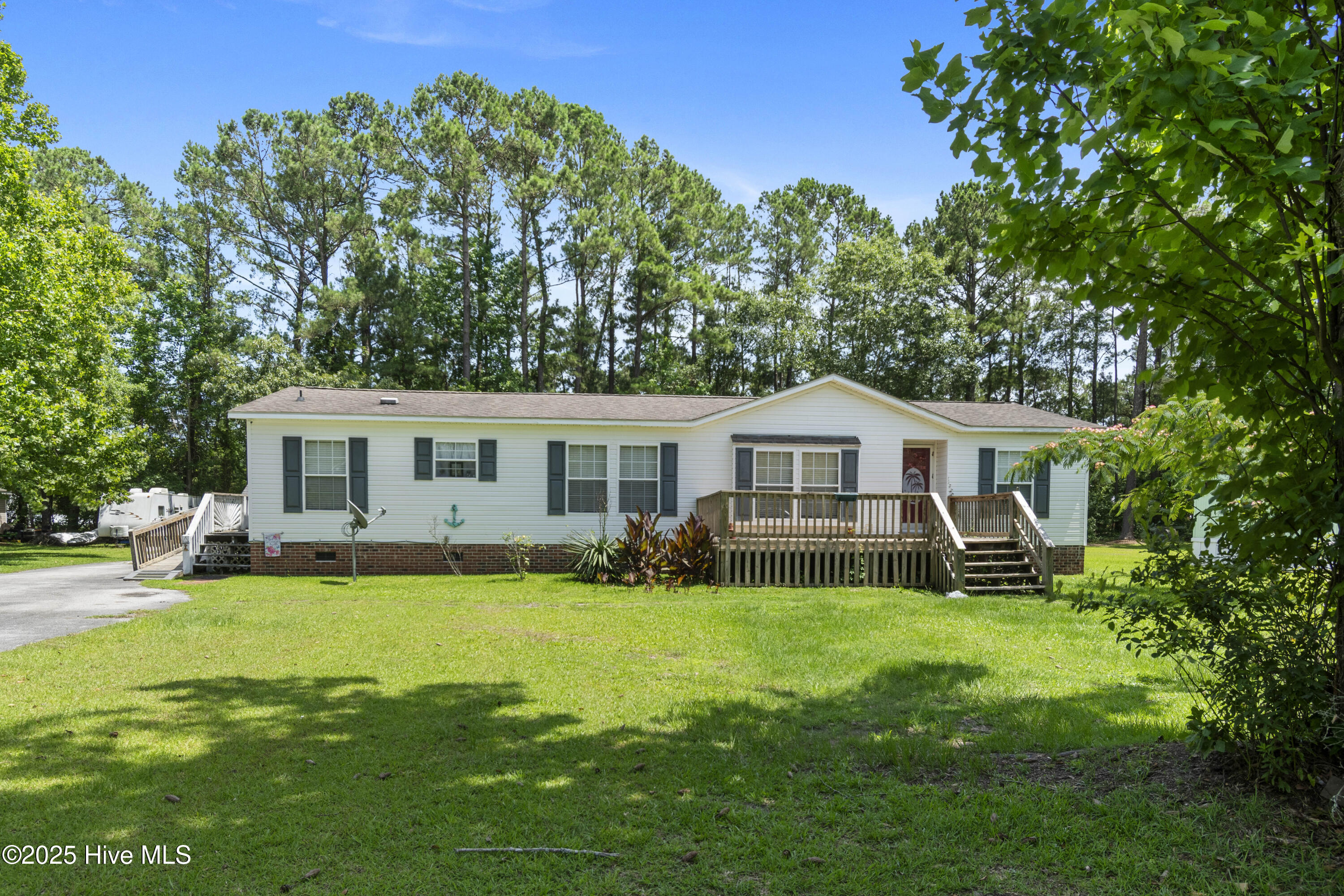 Homes for sale in Swansboro, NC | 118 Woodland Dr, Swansboro, NC 28584 | MLS# 100514082
