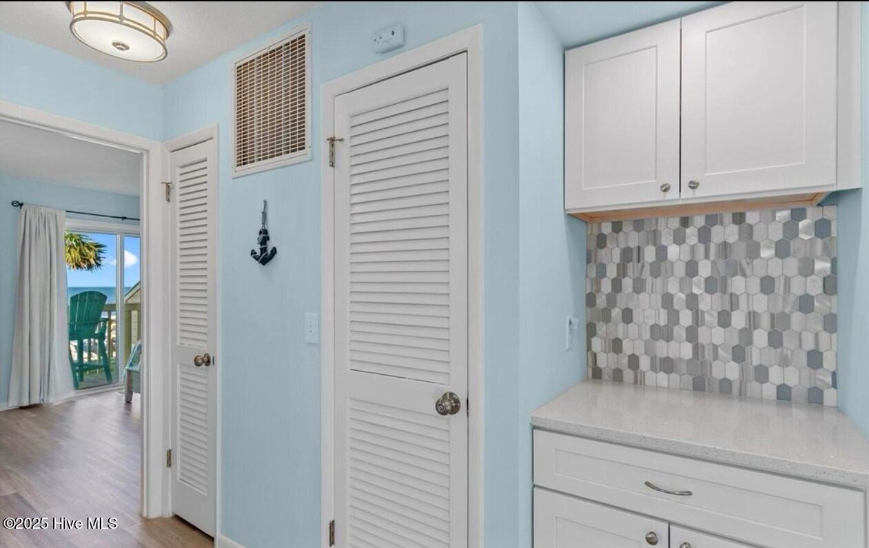 100492295 | Photo 15