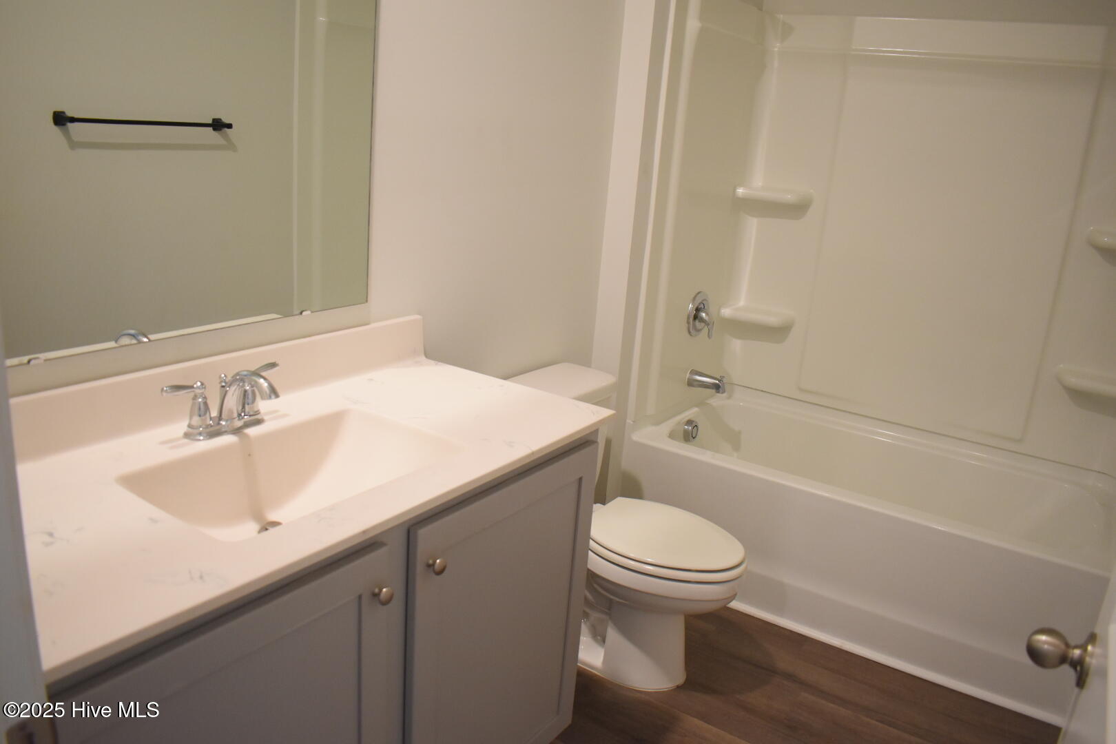 100535497 | Photo 22