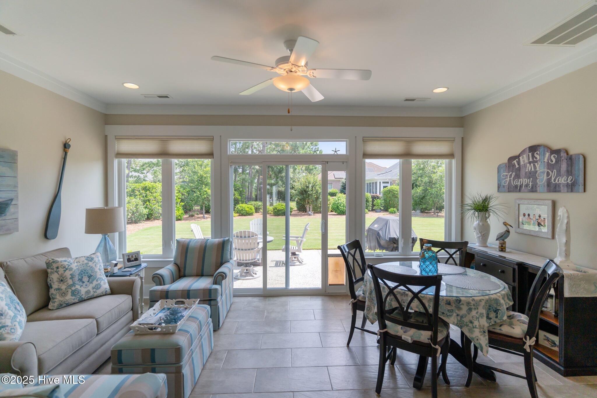 100514477 | Photo 40