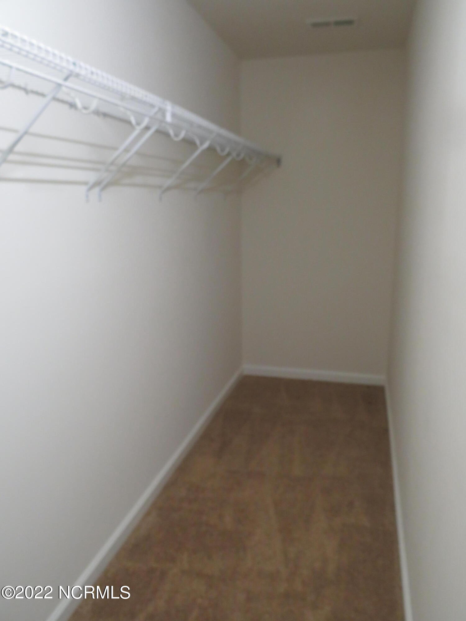 100548375 | Photo 18