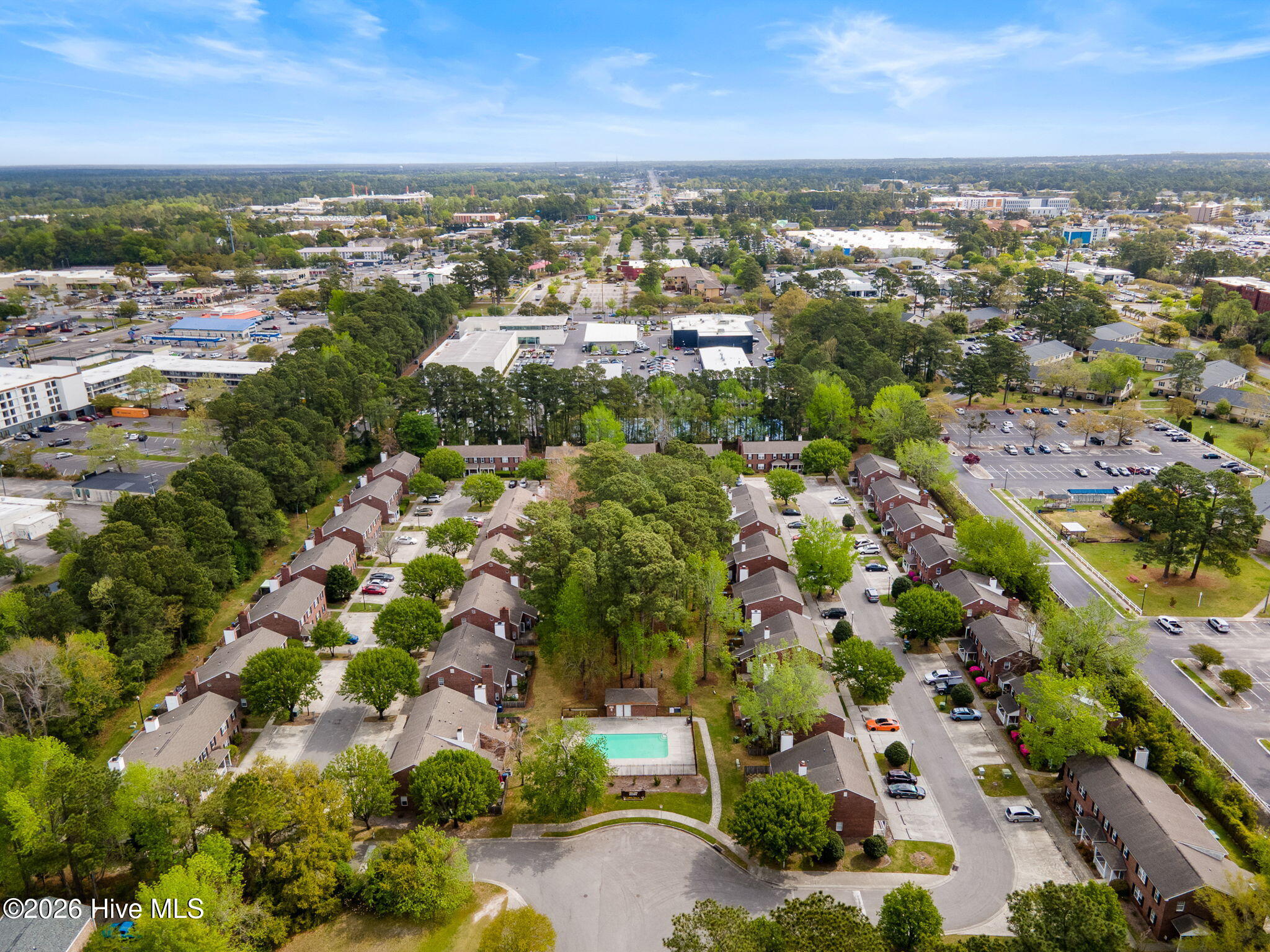 100565173 | Photo 42