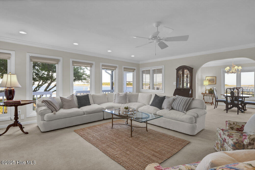 100511026 | Photo 23