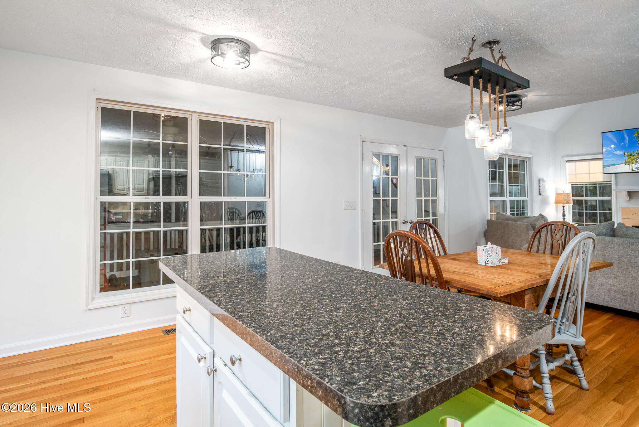 100549420 | Photo 10