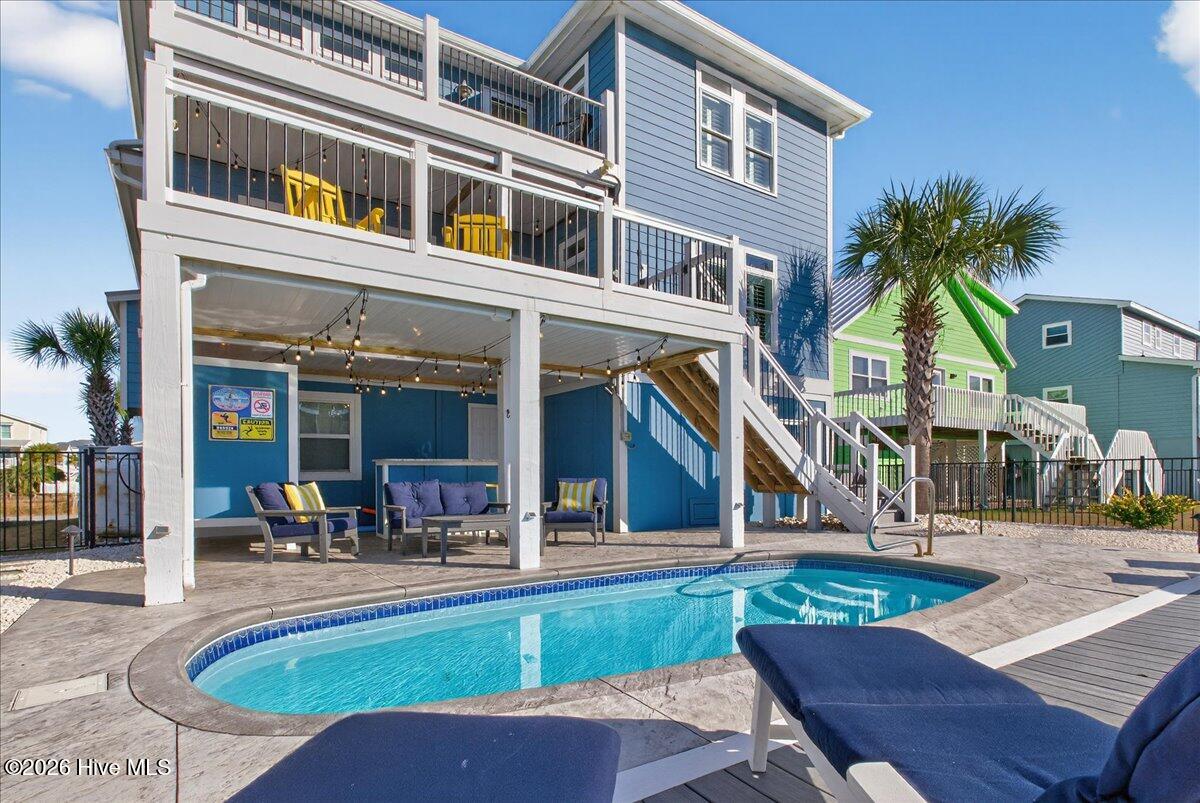 100549636 | Photo 62