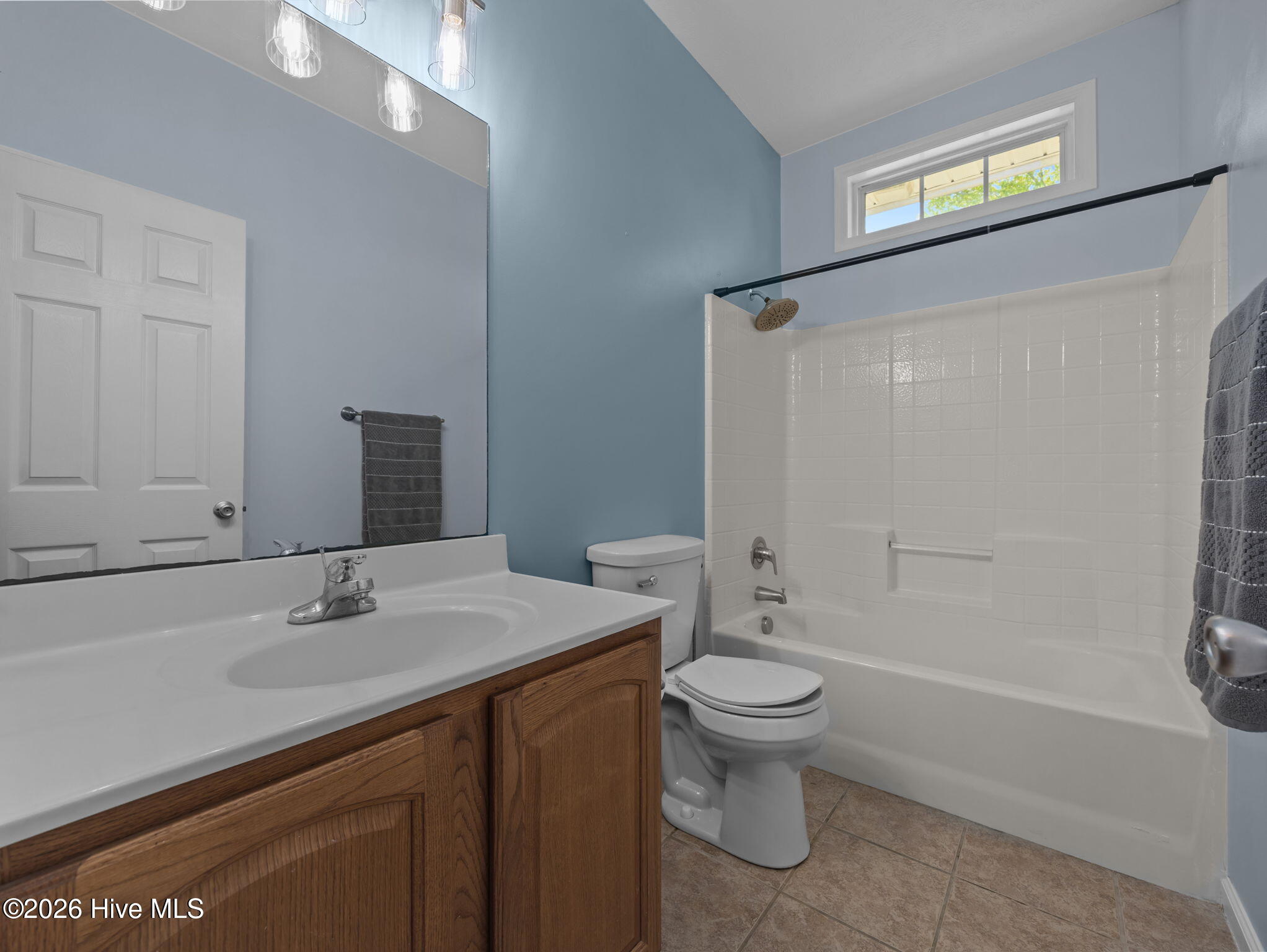 100567652 | Photo 31