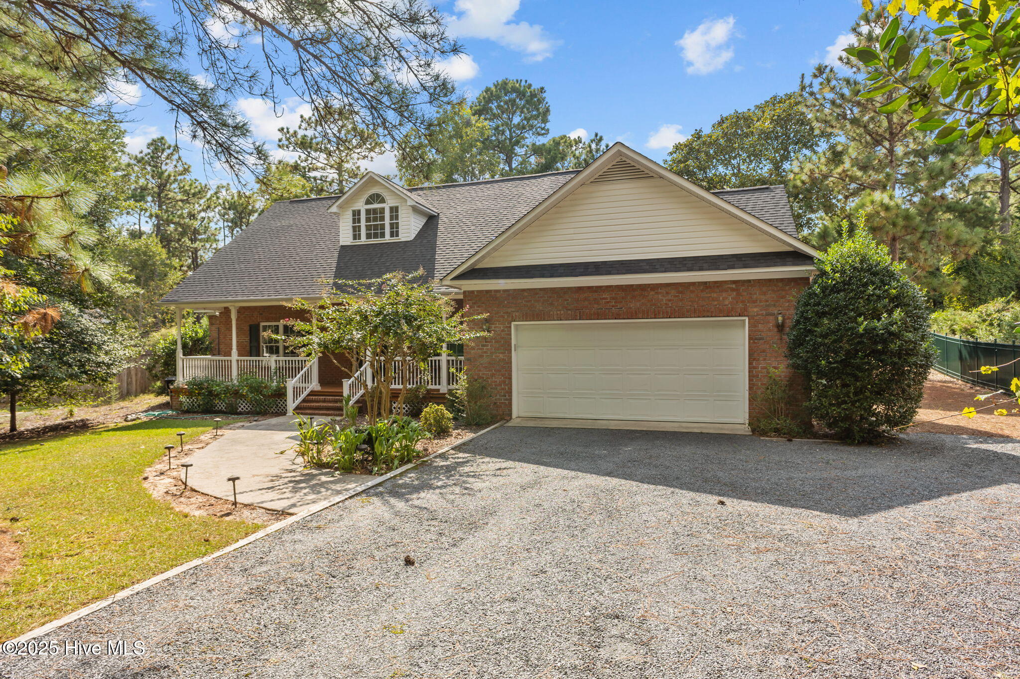 2-web-or-mls-AZ3A7924