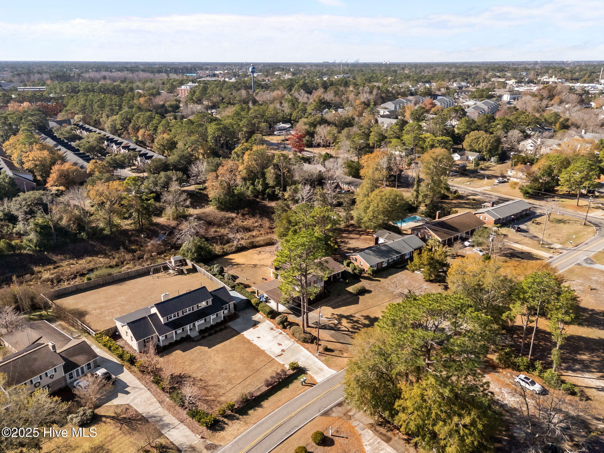 100546407 | Photo 36