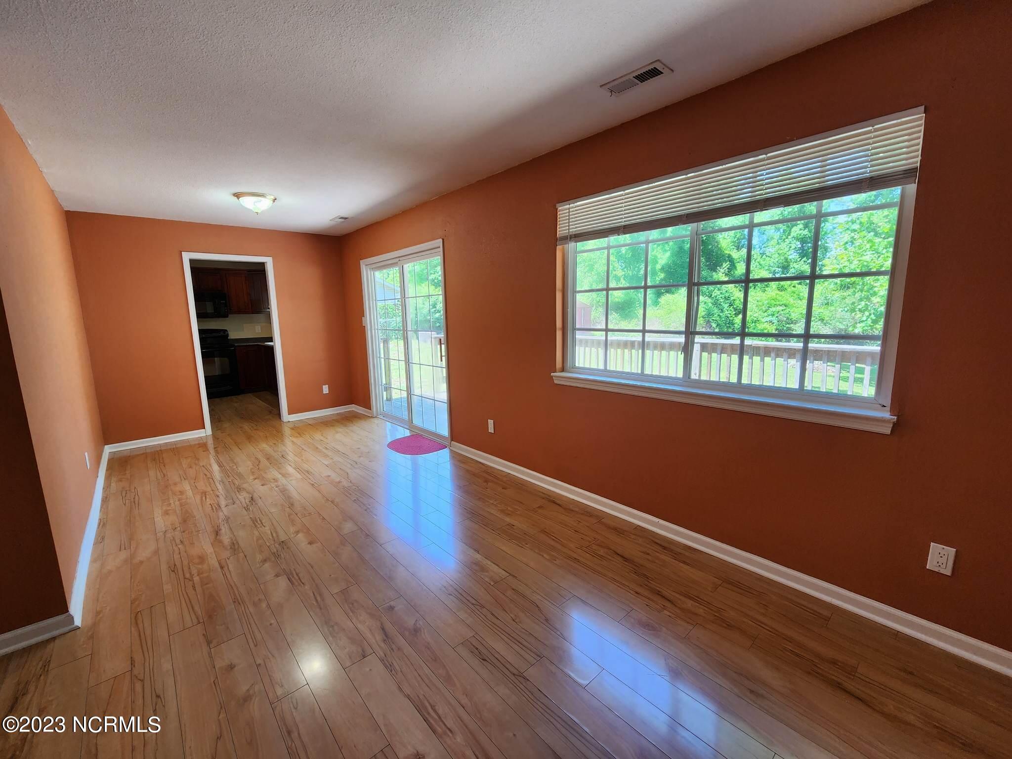 105 Briarwood Court,Jacksonville