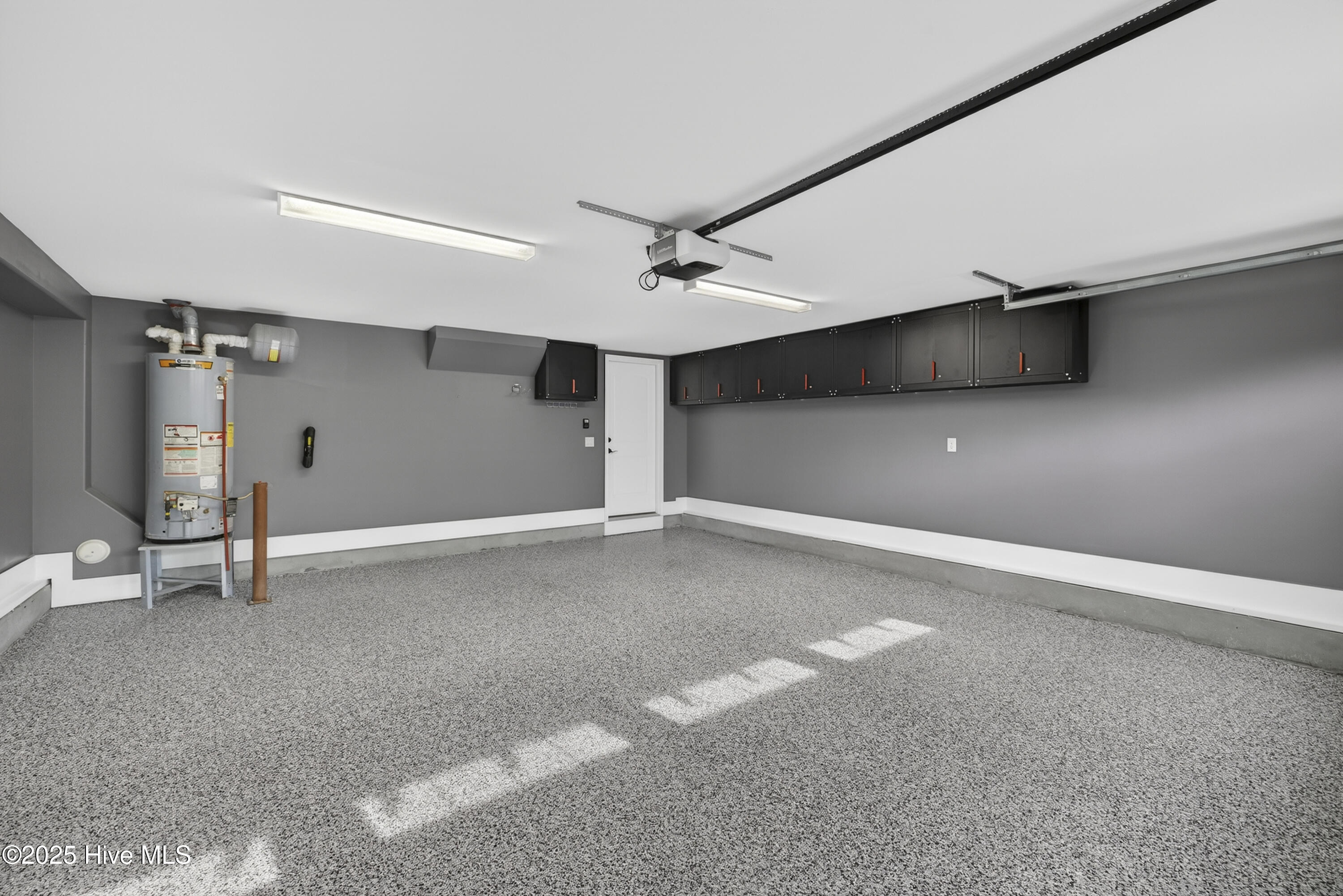 100547164 | Photo 32