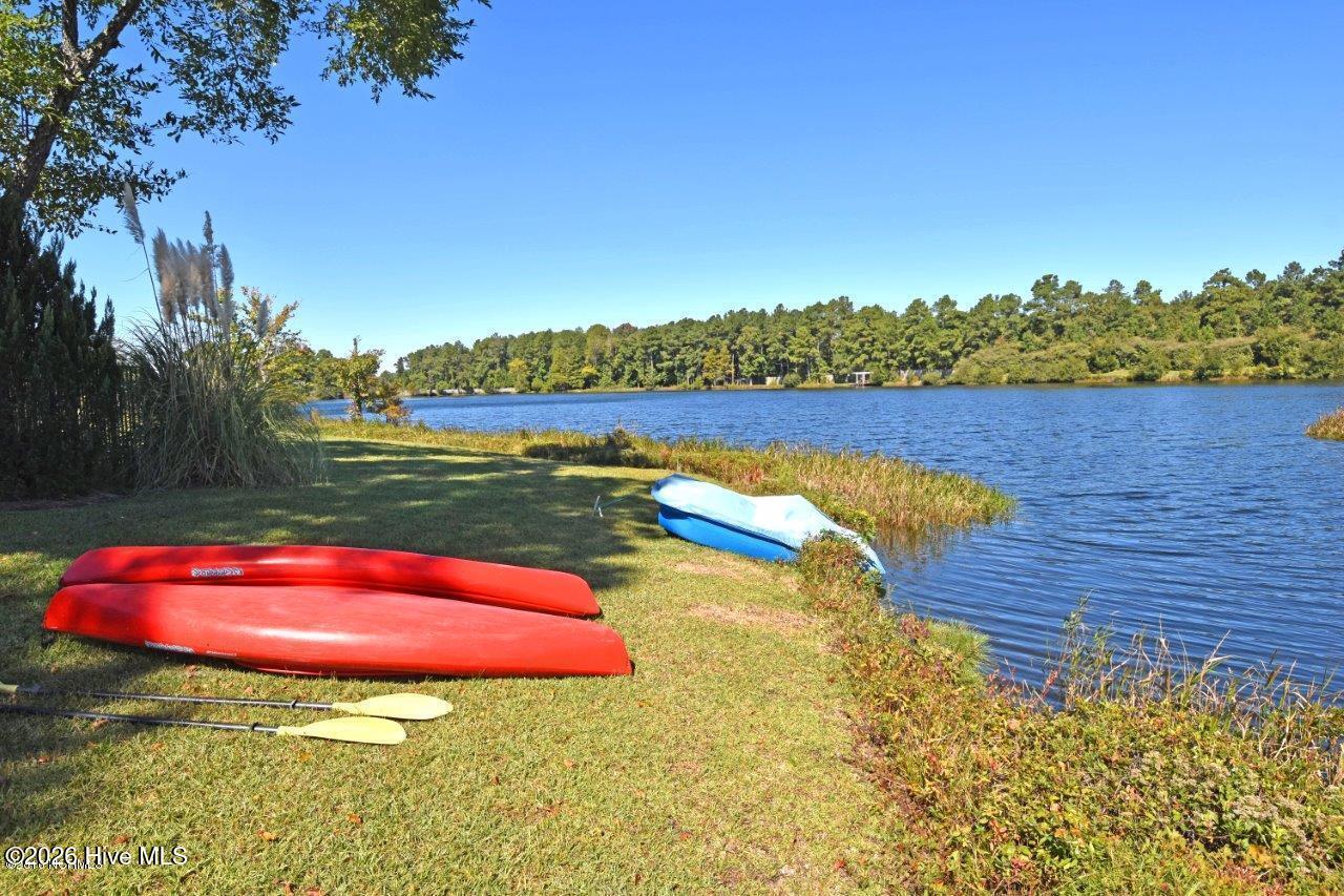 100547997 | Photo 33