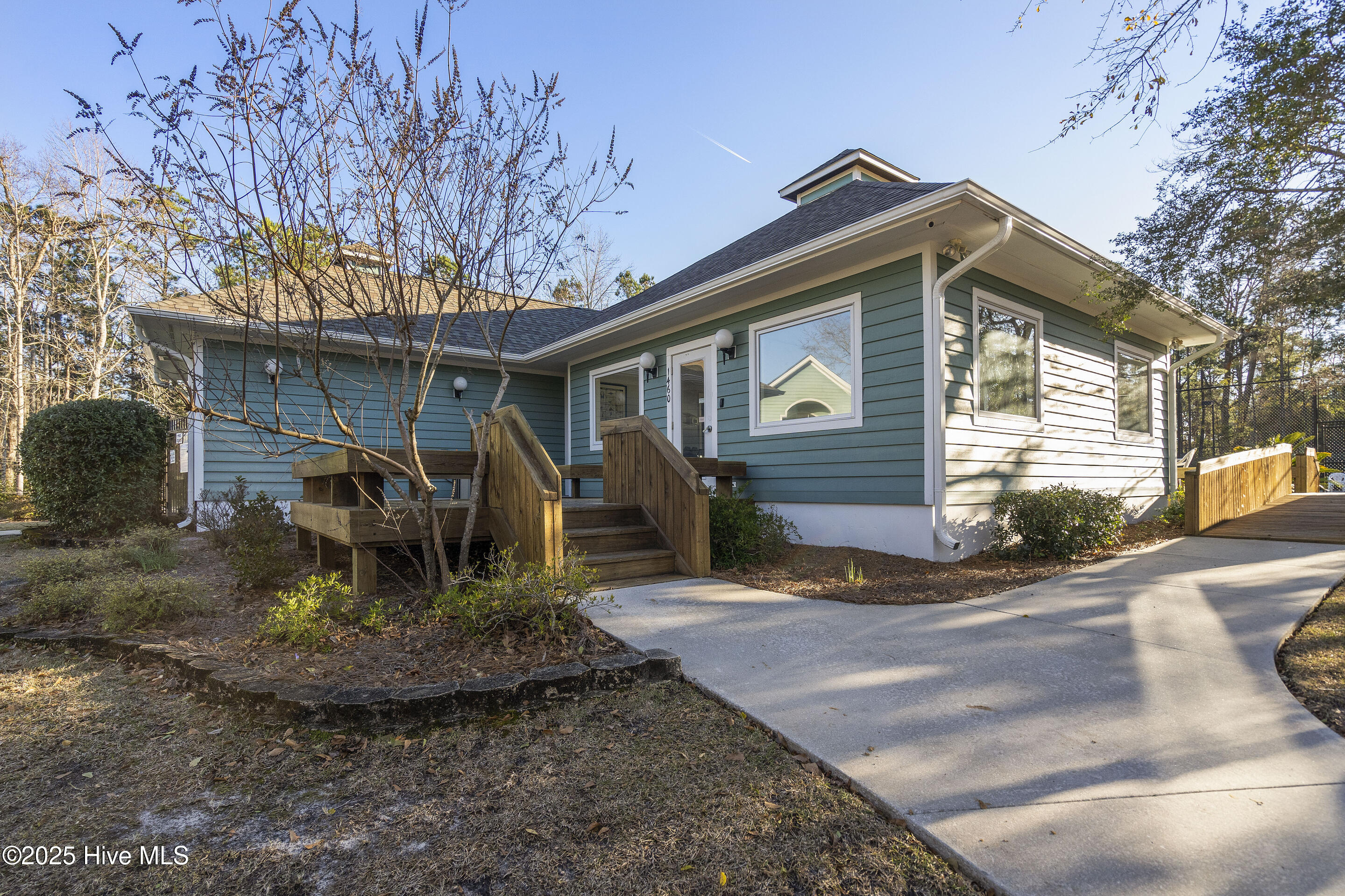 100494570 | Photo 23