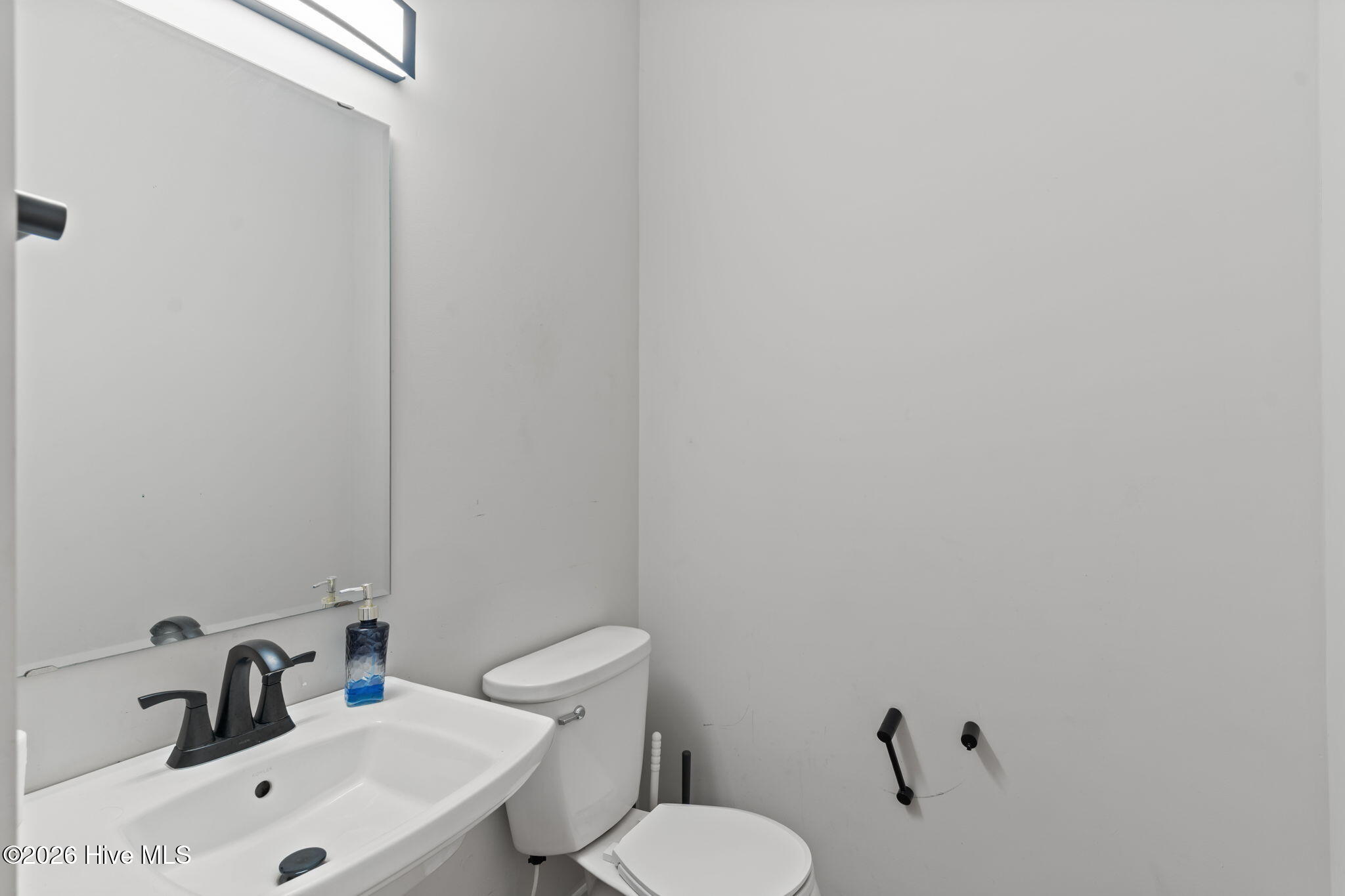 100556827 | Photo 18