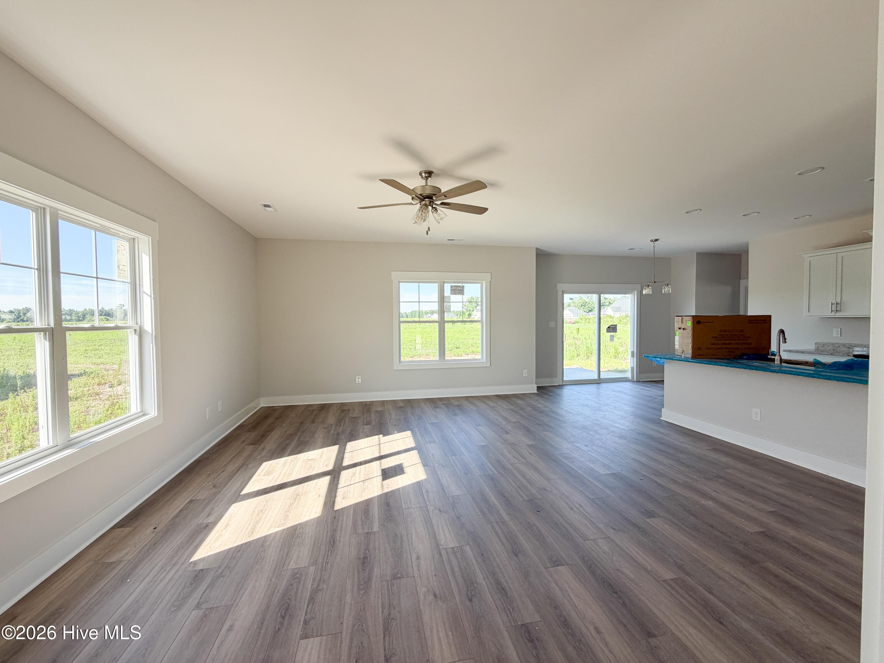 506 E Black Water Lane,Maysville