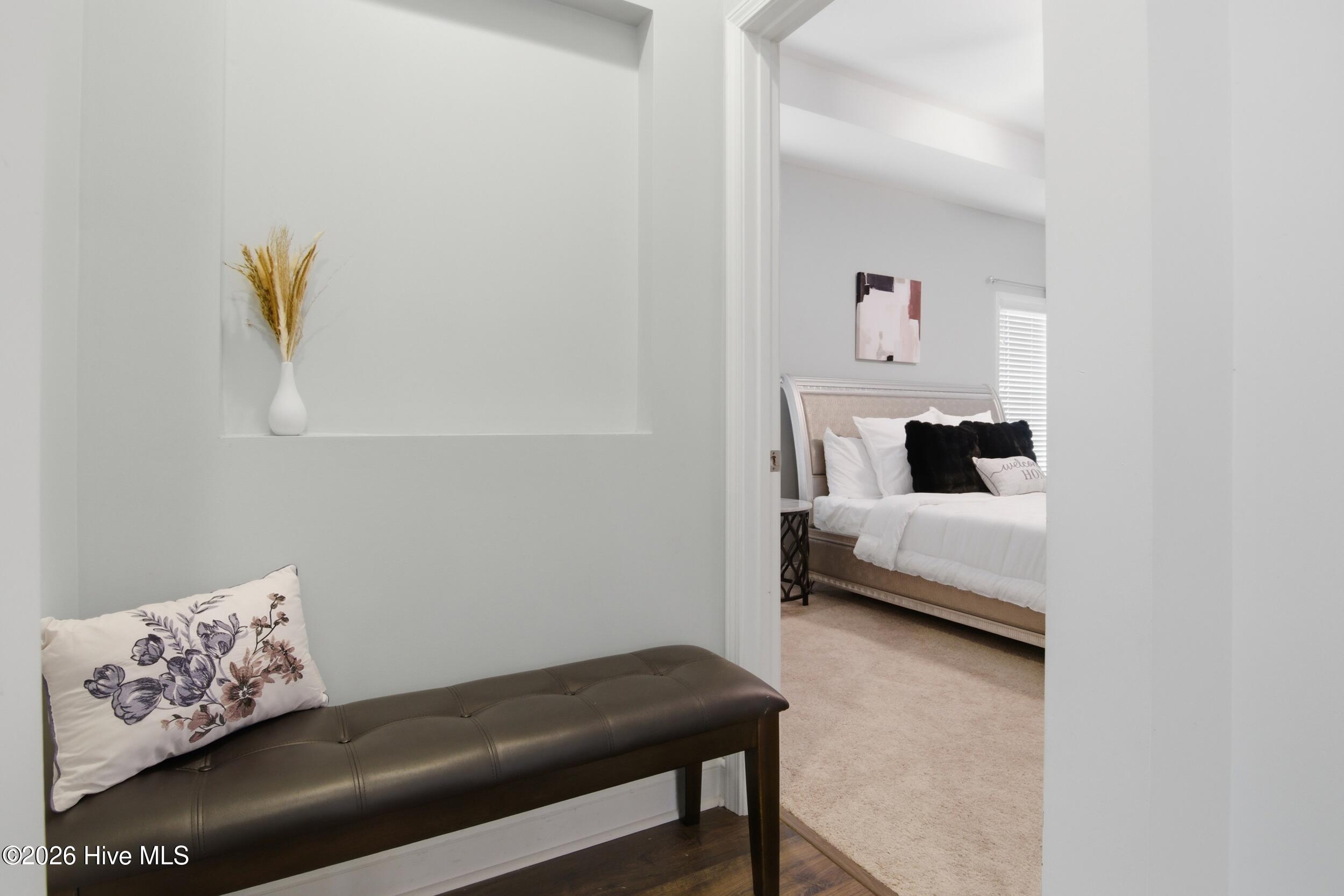 100556252 | Photo 22