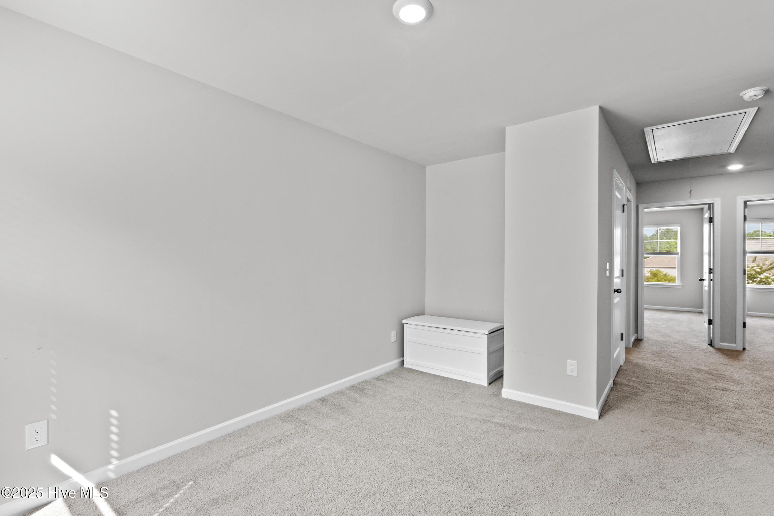 100519955 | Photo 36