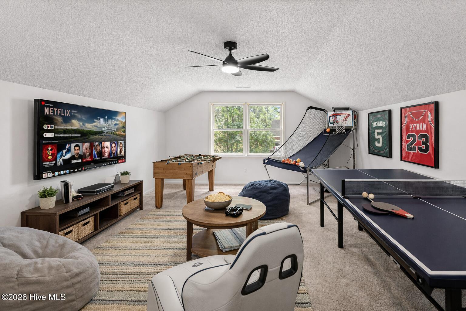 100552113 | Photo 40