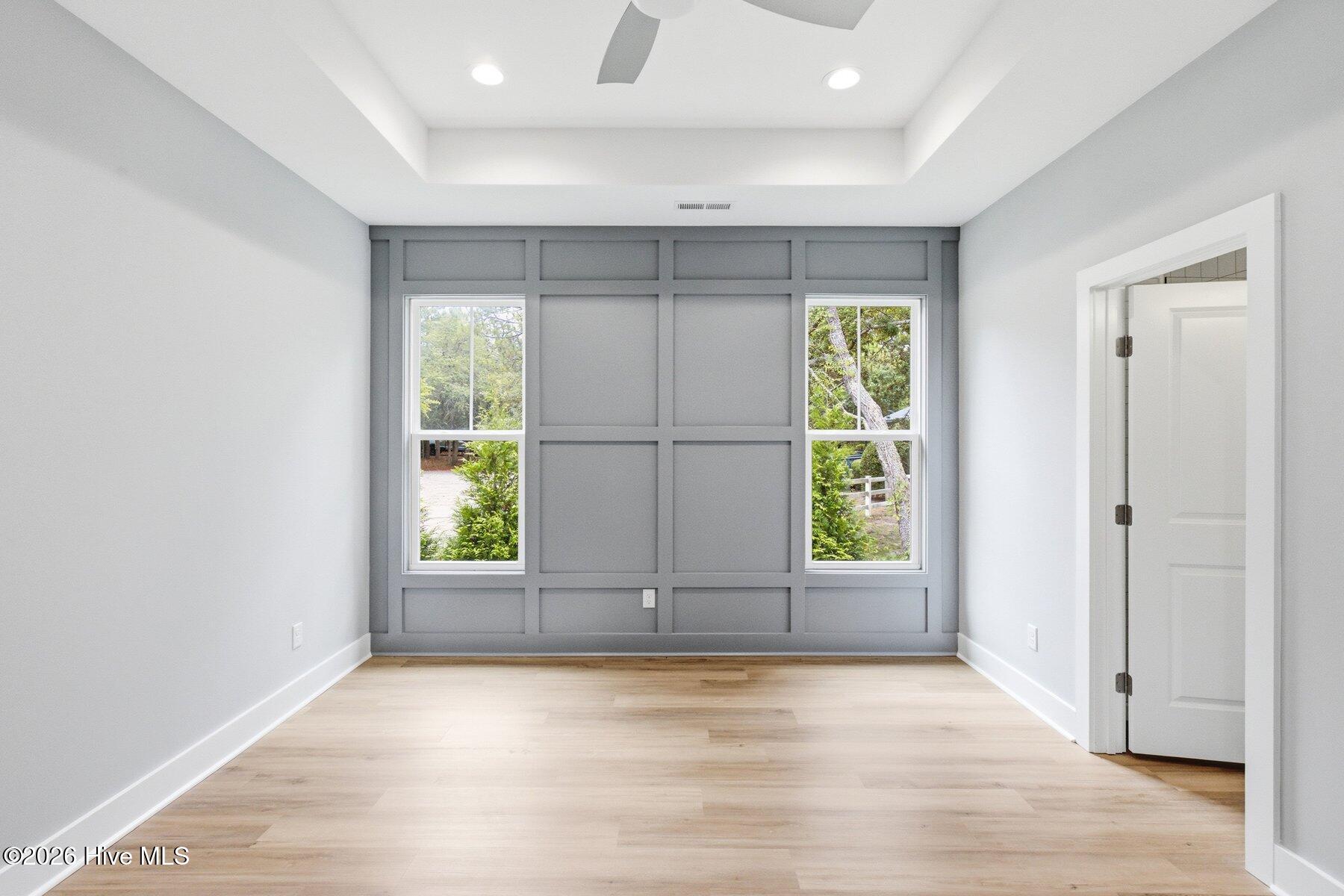 100584205 | Photo 17