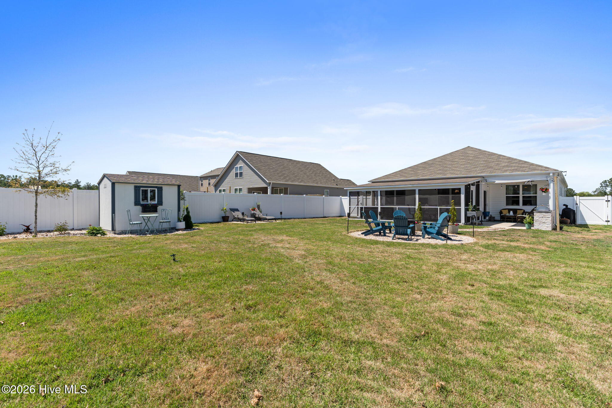 100568064 | Photo 58