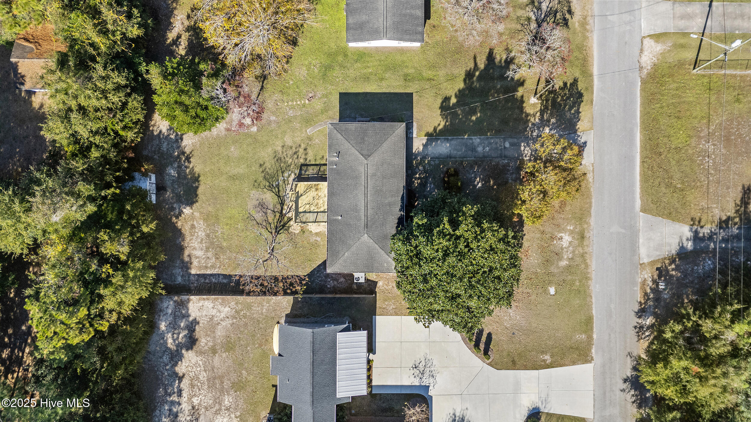 100541080 | Photo 37