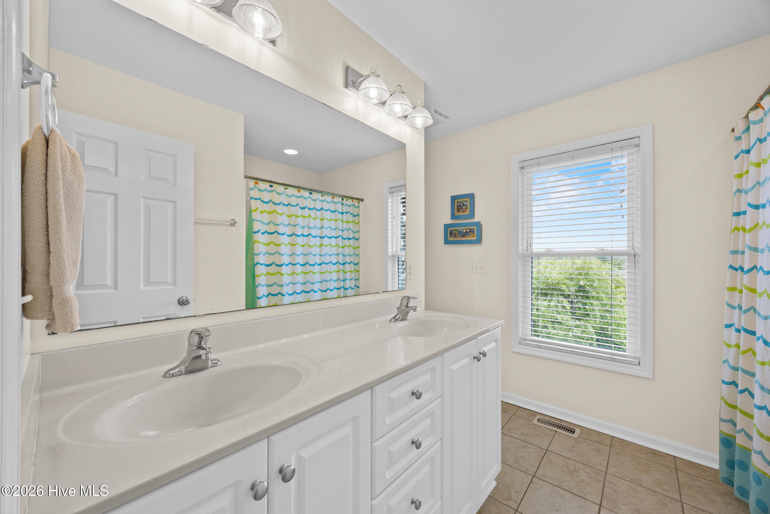 3759 Island Drive,North Topsail Beach