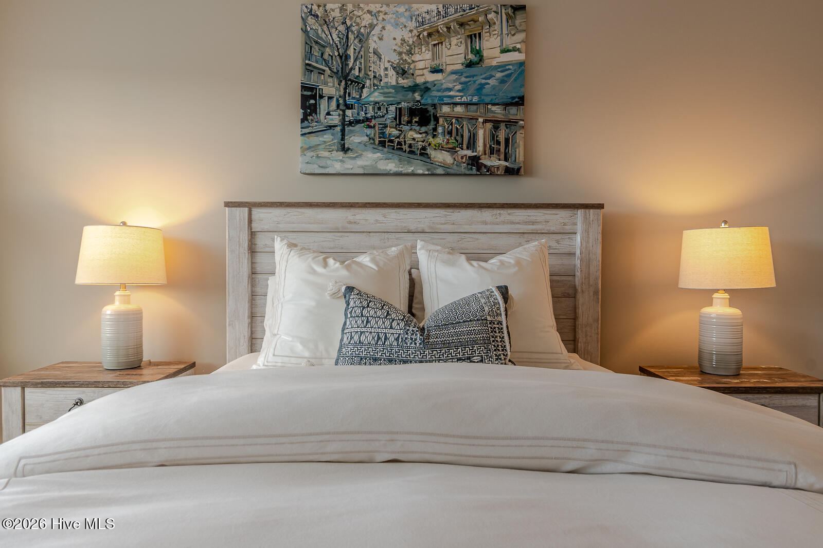 100555037 | Photo 47