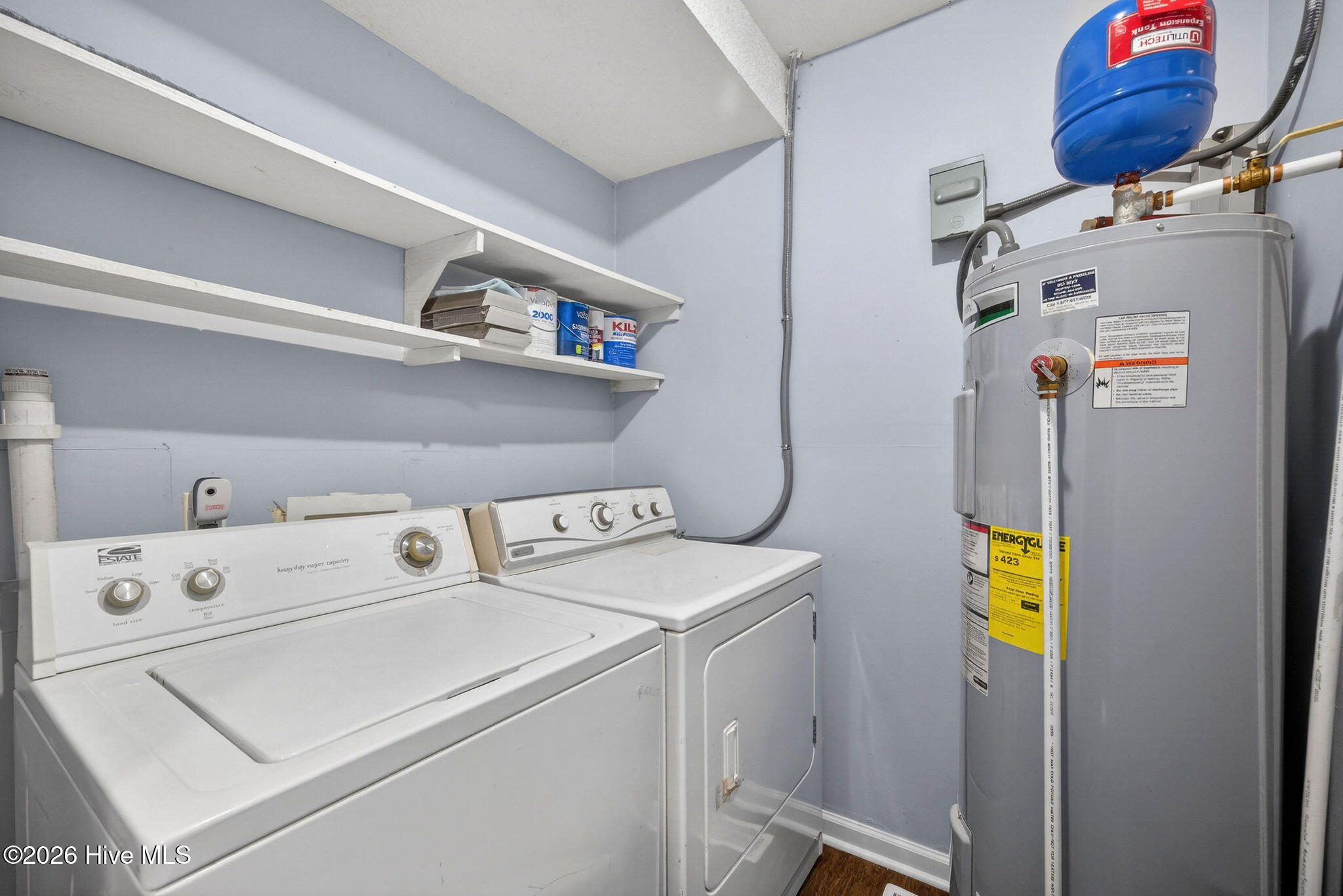 100567273 | Photo 40